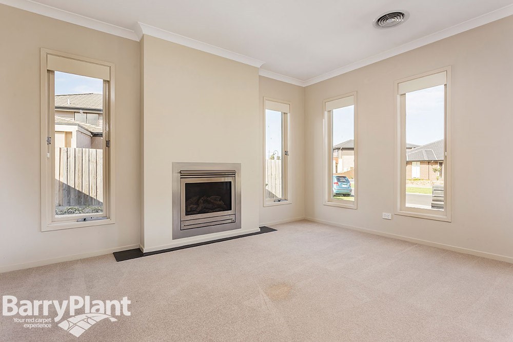 14 Rowland Drive, Point Cook, VIC 3030, Point Cook - Thumbnail 3