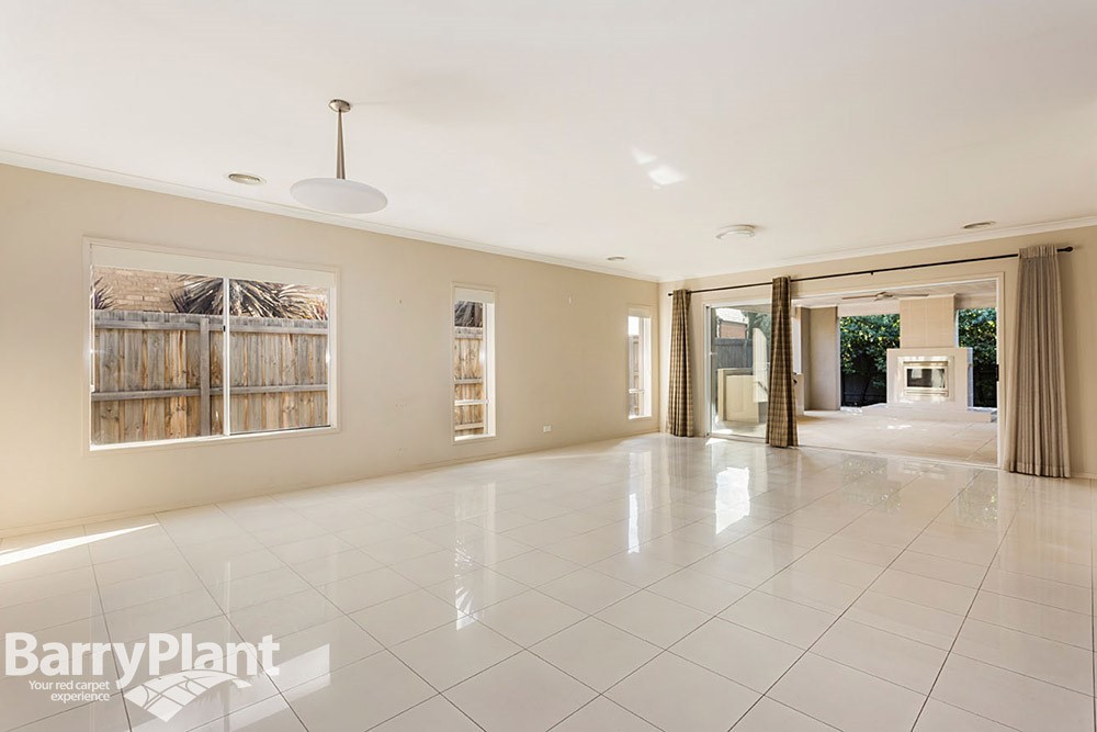 14 Rowland Drive, Point Cook, VIC 3030, Point Cook - Thumbnail 5