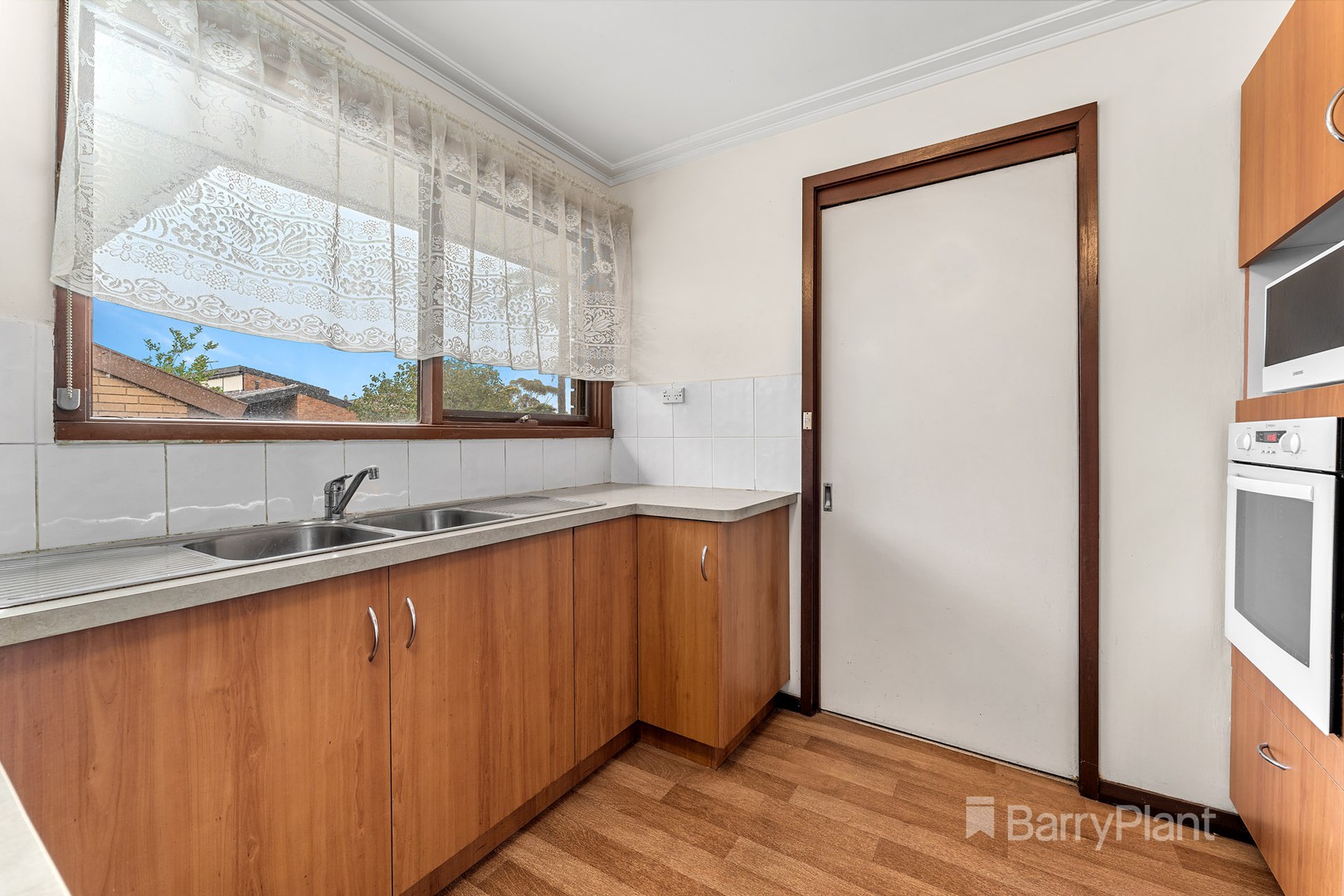 14 Sandra Street, Bulleen, VIC 3105, Bulleen - Thumbnail 3