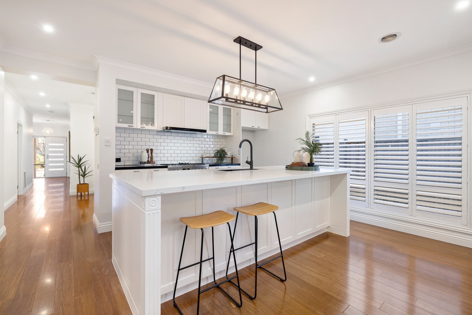 14 Seafarer Way, Sanctuary Lakes, VIC 3030 - Thumbnail 2 - 05/09/2025