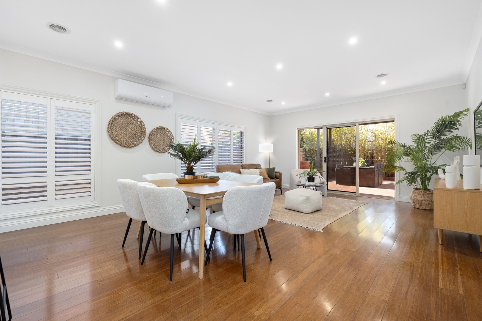 14 Seafarer Way, Sanctuary Lakes, VIC 3030, Point Cook - Thumbnail 5