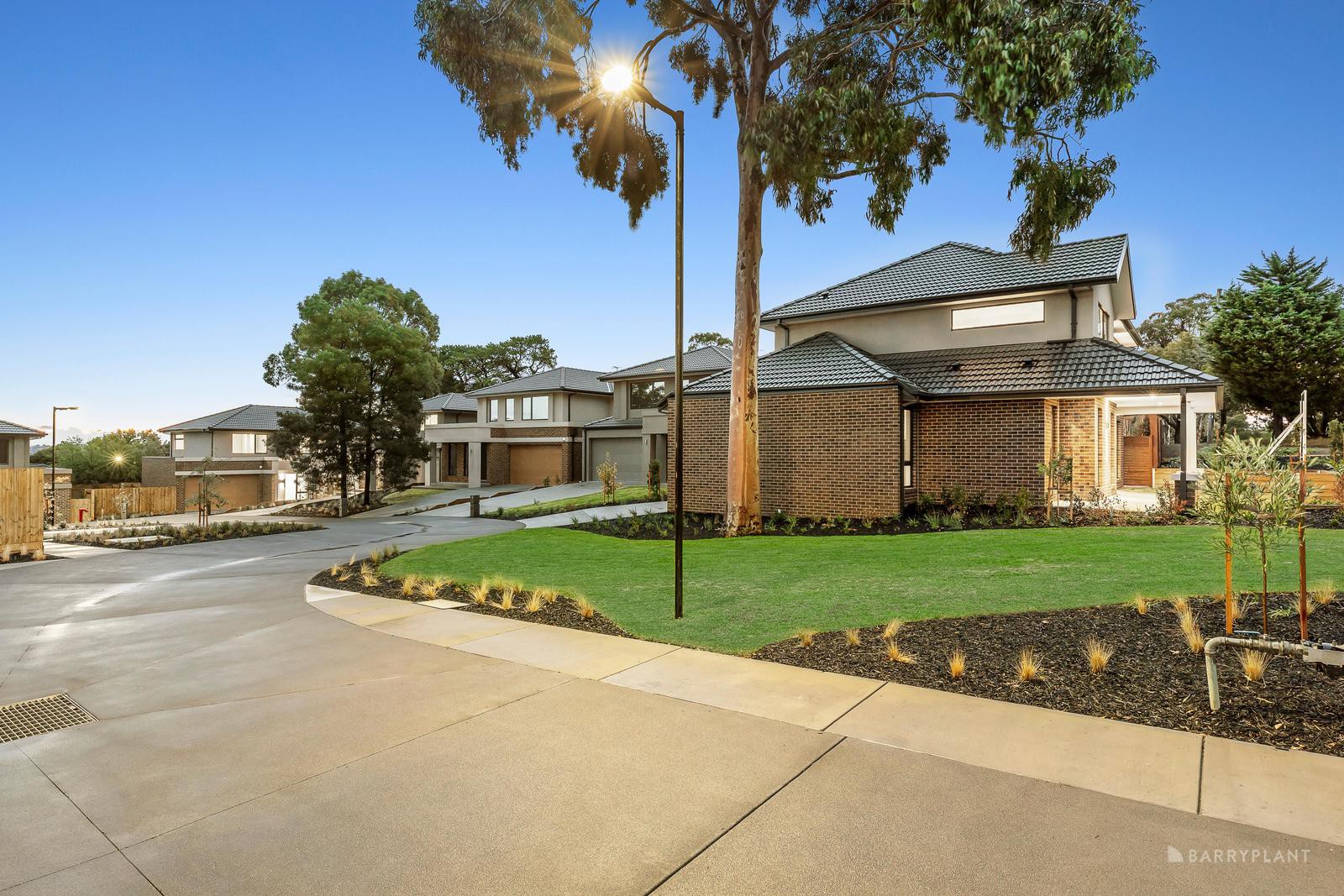 14 Serenity Court, Vermont South, VIC 3133 - Thumbnail 2 - 30/04/2024