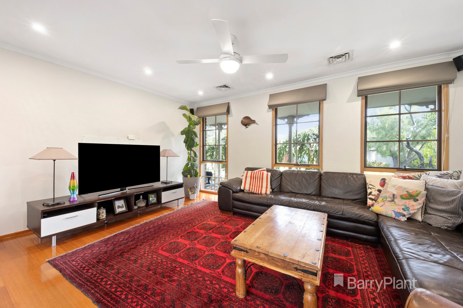 14 Settlers Hill Crescent, Croydon Hills, VIC 3136, Croydon Hills - Thumbnail 2