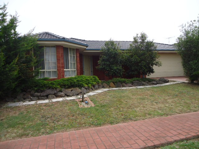 14 Shaftsbury Boulevard, Point Cook, VIC 3030, Point Cook - Thumbnail 2
