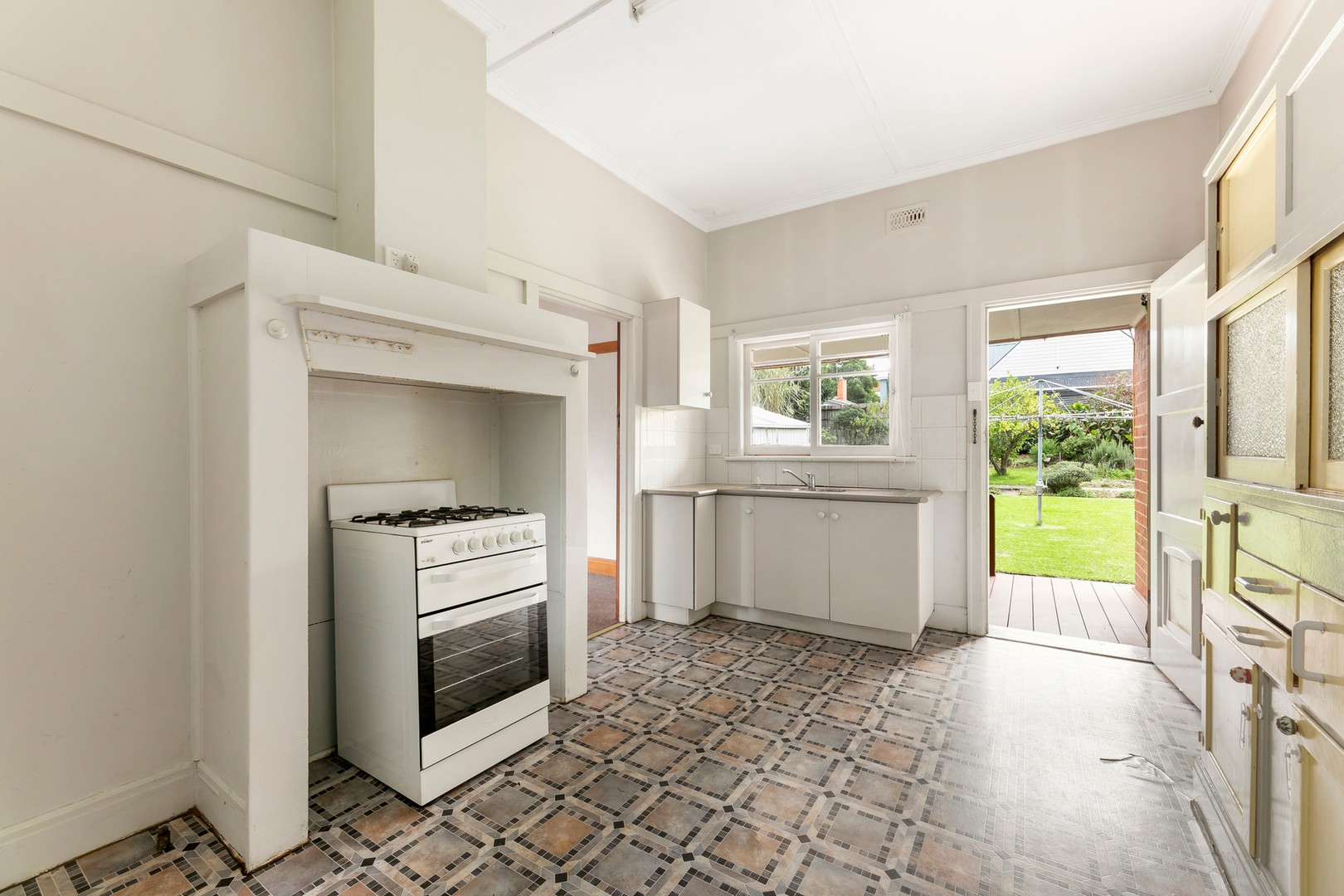 14 Shakespeare Avenue, Preston, VIC 3072, Preston - Thumbnail 5