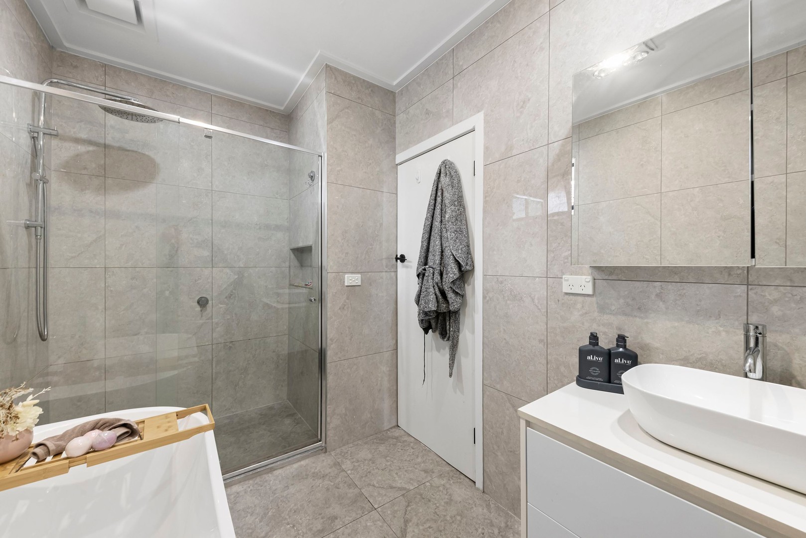 14 Shaw Street, Fawkner, VIC 3060, Fawkner - Thumbnail 7