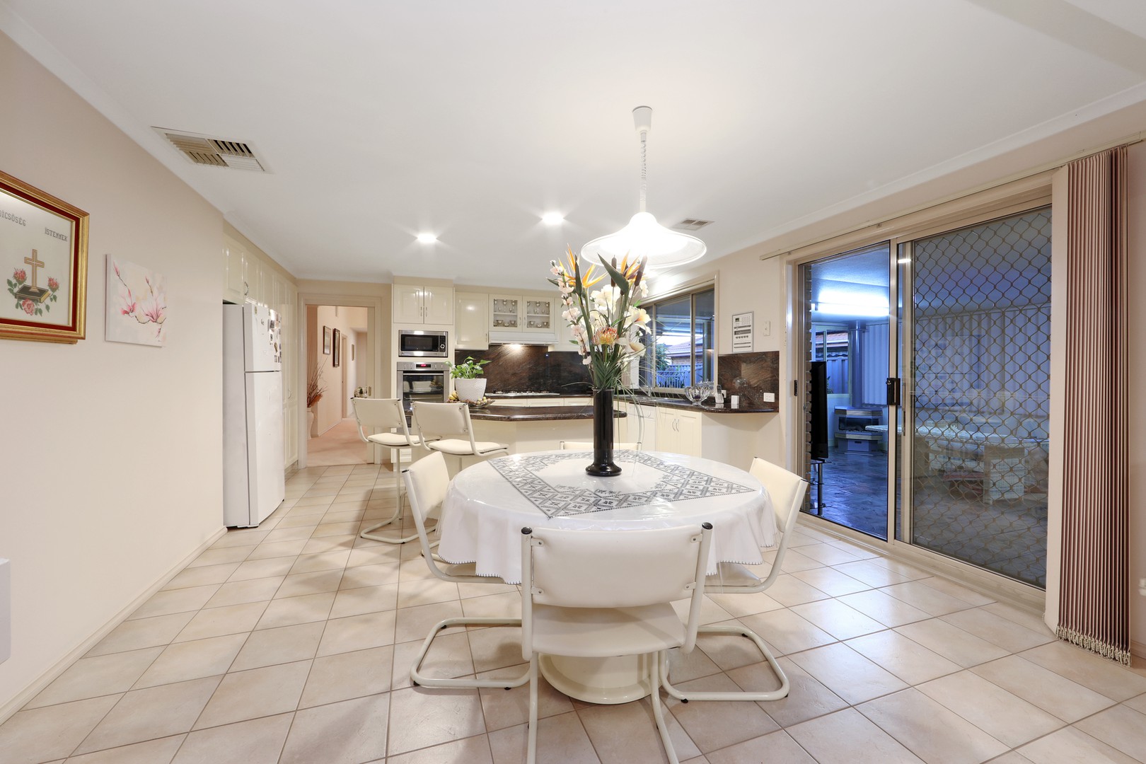 14 Shearer Drive, Rowville, VIC 3178, Rowville - Thumbnail 3