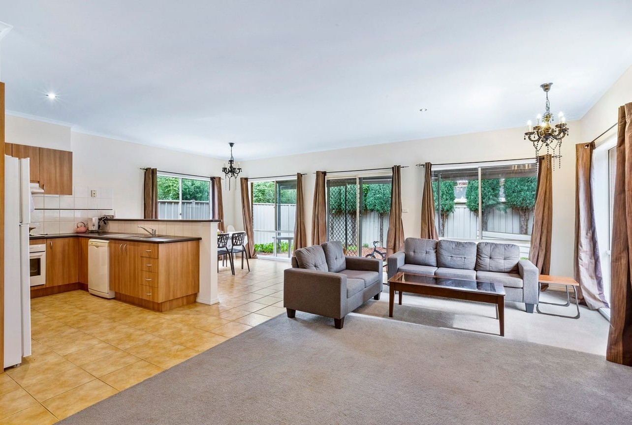 14 Smethwick Green, Caroline Springs, VIC 3023 - Thumbnail 2 - 14/04/2026