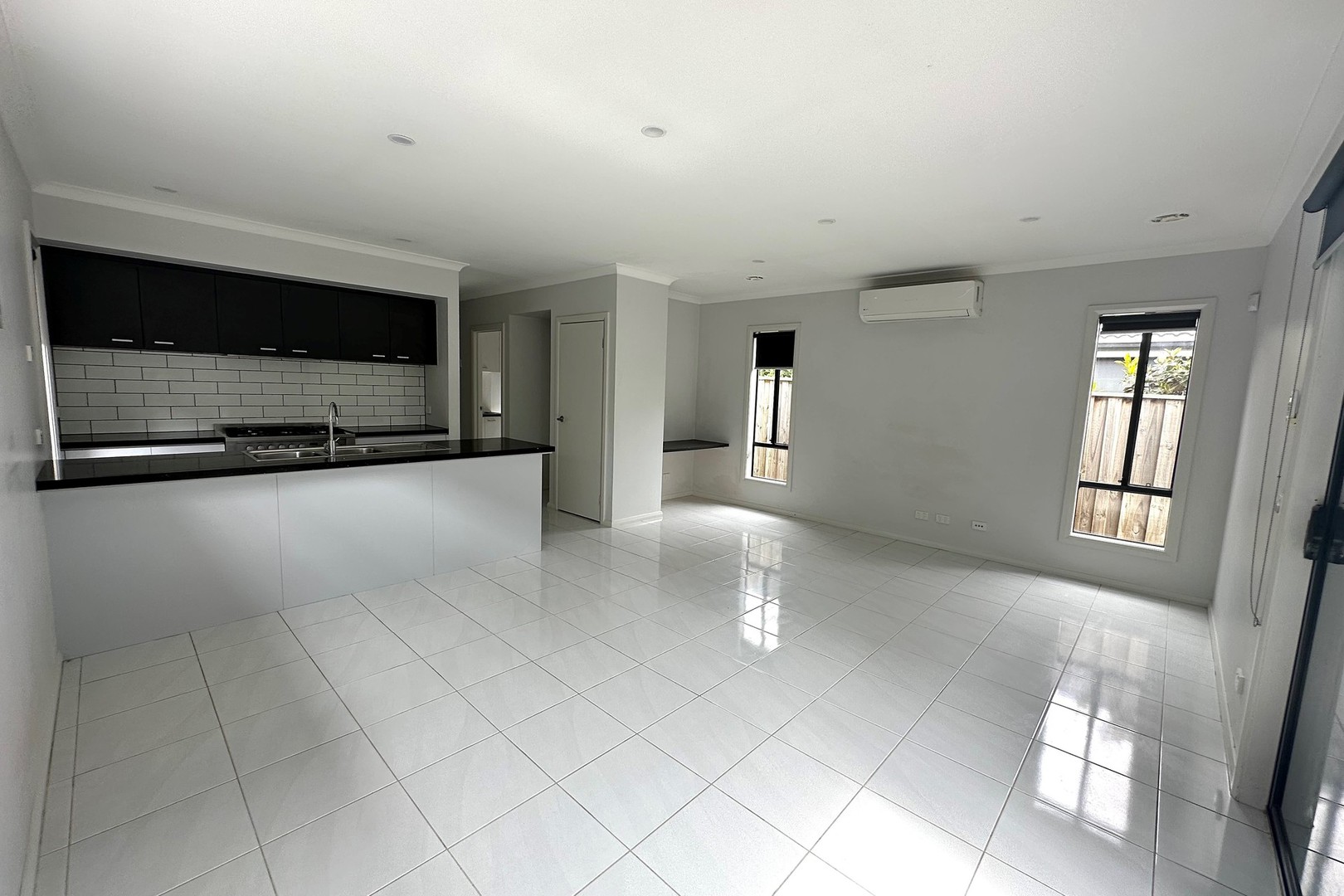 14 Somers Street, Fraser Rise, VIC 3336, Fraser Rise - Thumbnail 2