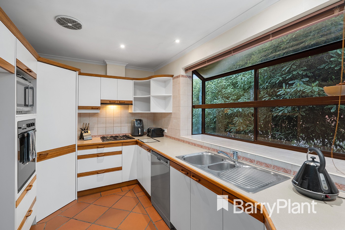 14 St Andrews Drive, Chirnside Park, VIC 3116, Chirnside Park - Thumbnail 6