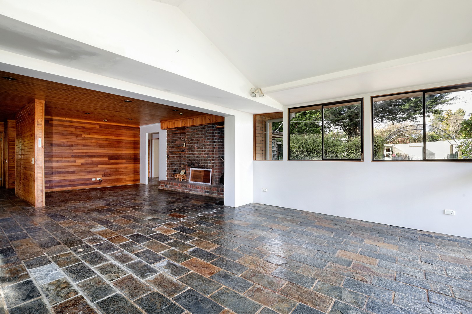 14 Steel Road, Emerald, VIC 3782, Emerald - Thumbnail 4