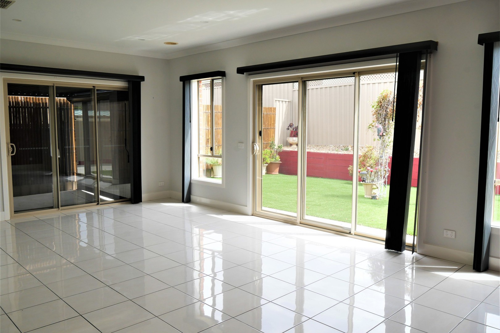 14 Stephanie Way, Harkness, VIC 3337, Harkness - Thumbnail 2