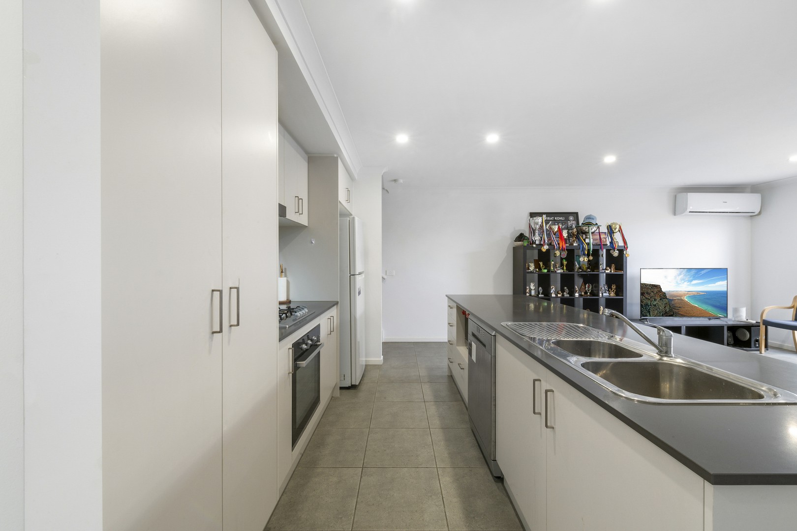 14 Stroll Lane, Fraser Rise, VIC 3336, Fraser Rise - Thumbnail 4