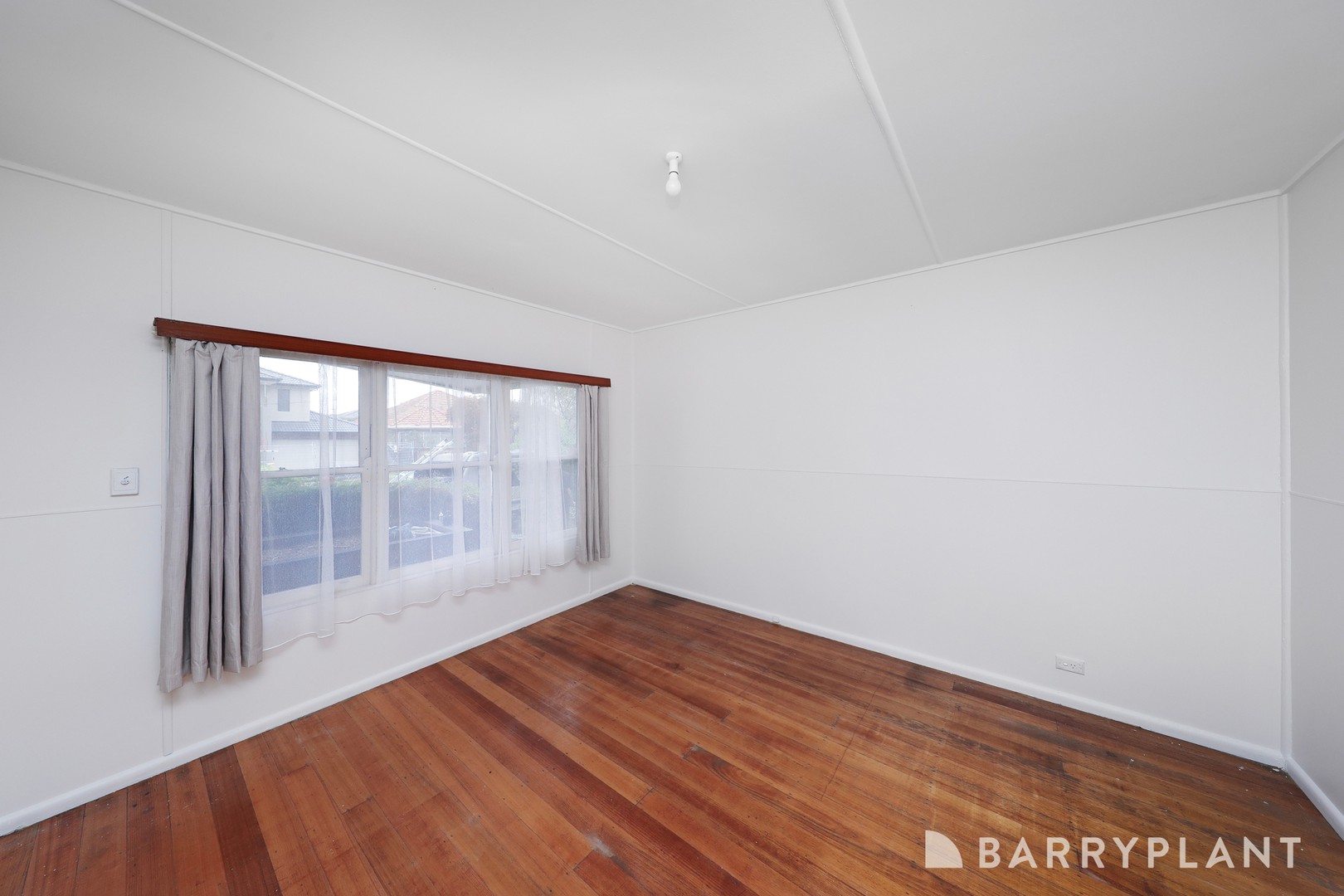 14 Sturt Street, Sunshine, VIC 3020 - Thumbnail 2 - 22/05/2026