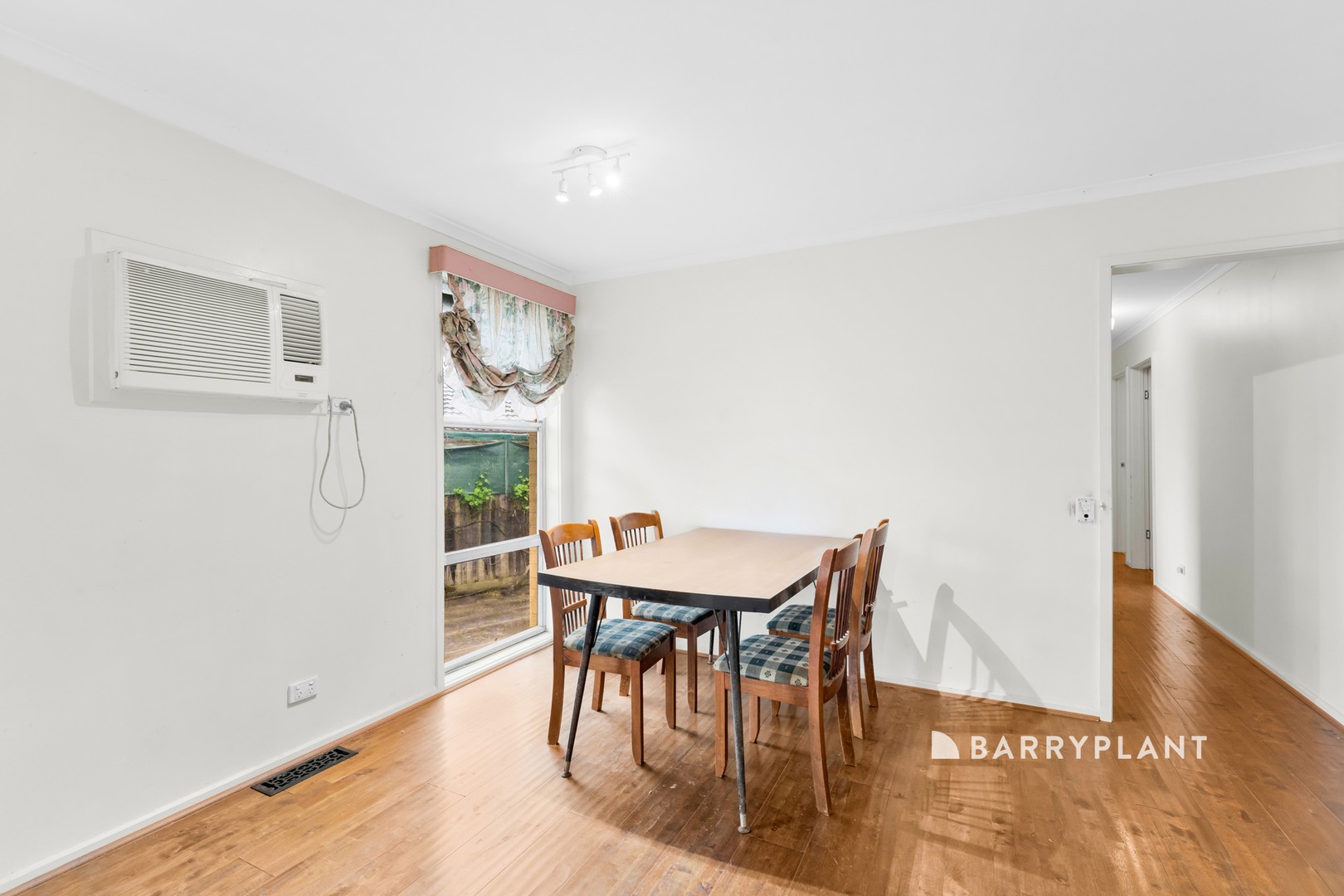 14 Sweeney Drive, Narre Warren, VIC 3805, Narre Warren - Thumbnail 3