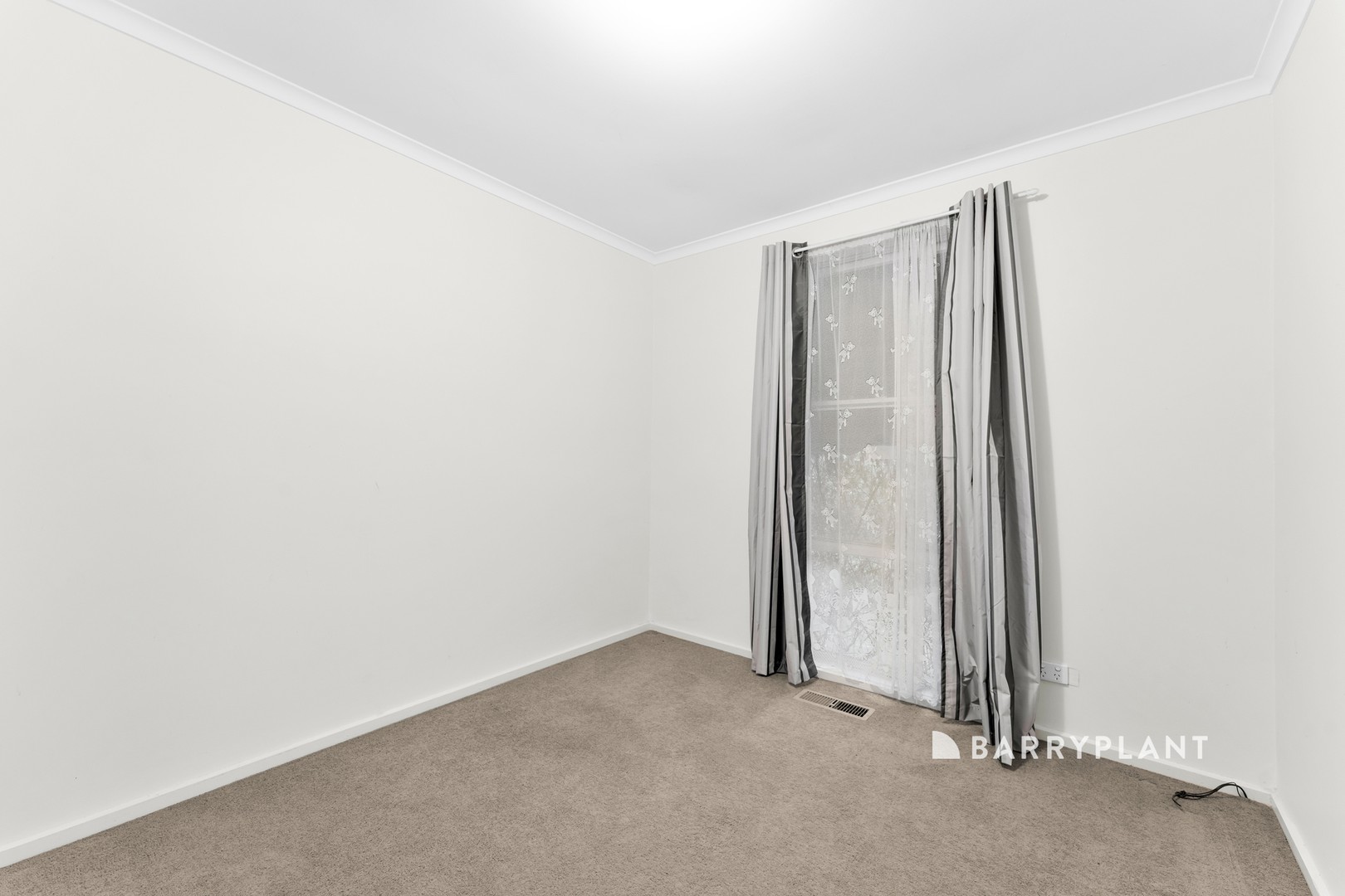 14 Sweeney Drive, Narre Warren, VIC 3805, Narre Warren - Thumbnail 6