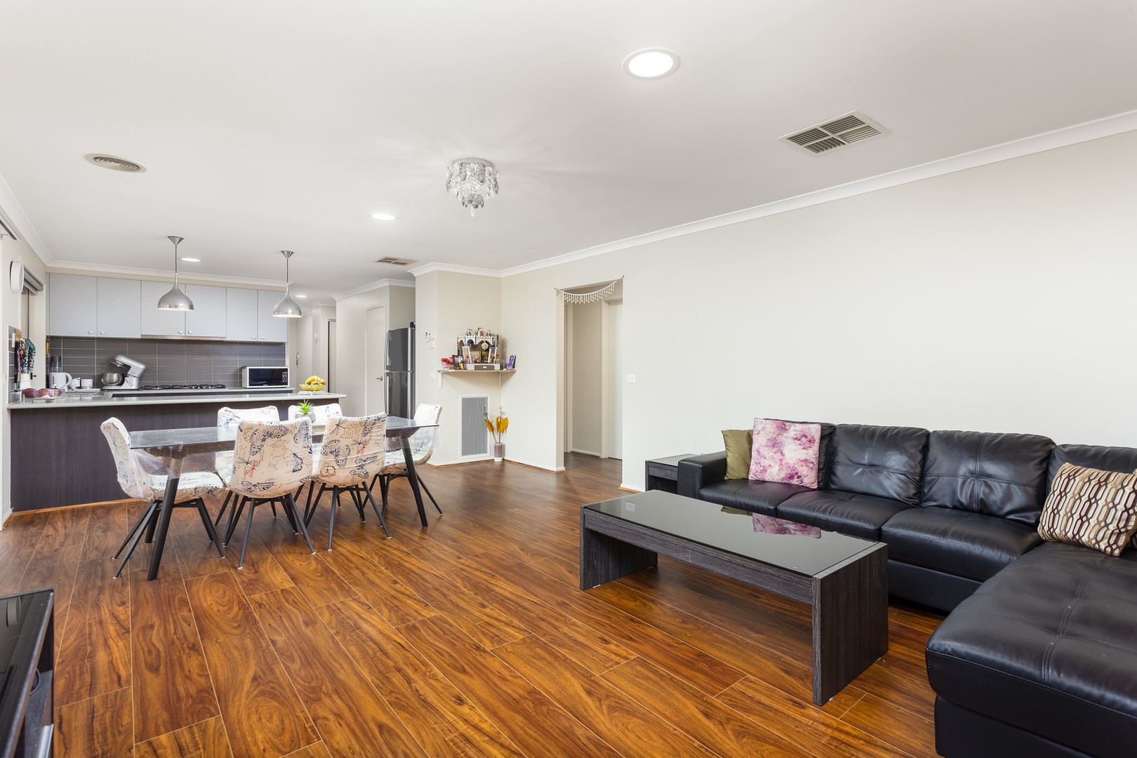 14 Tanner Mews, Point Cook, VIC 3030 - Thumbnail 2 - 24/03/2026