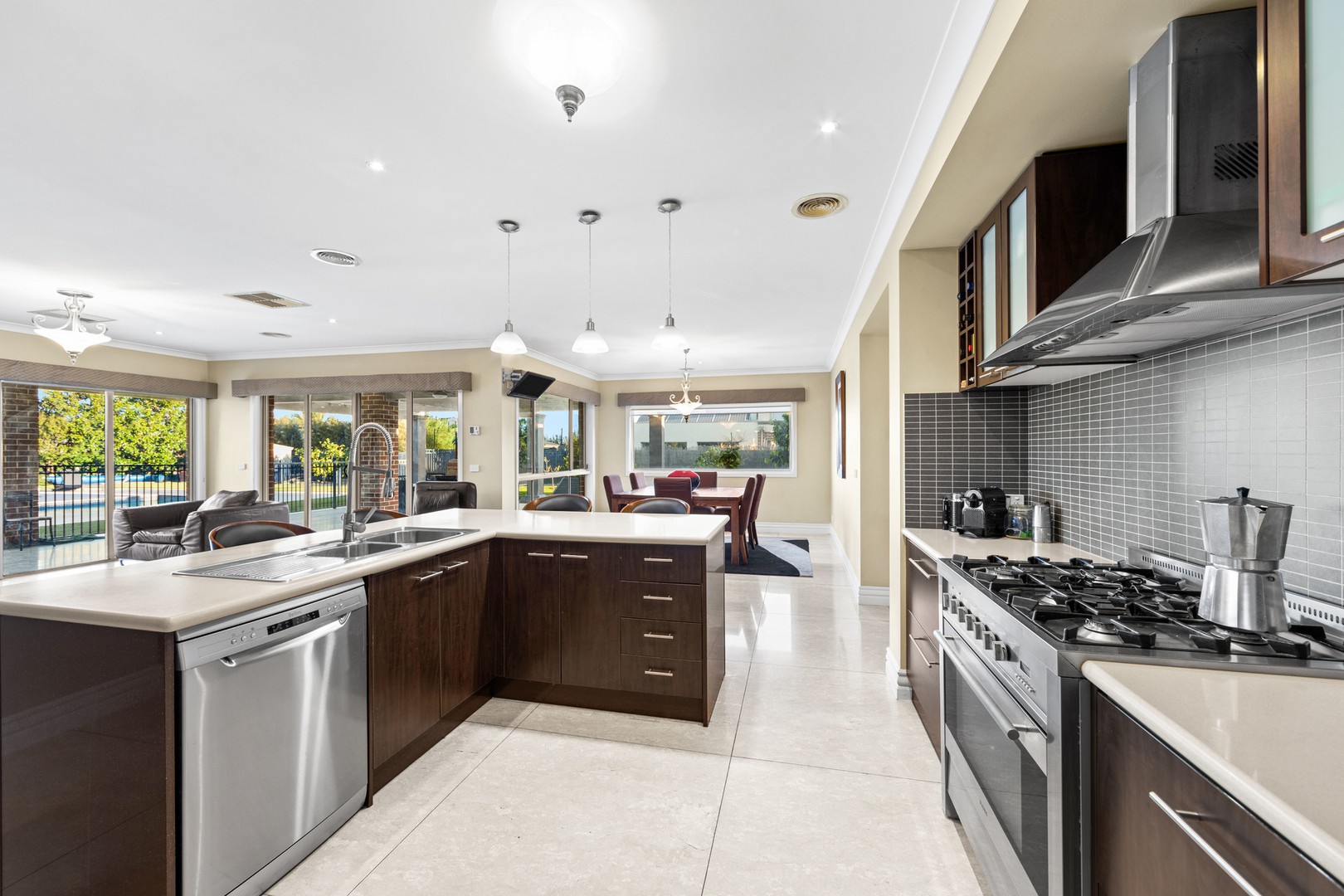 14 The Oaks, Hillside, VIC 3037, Hillside - Thumbnail 7