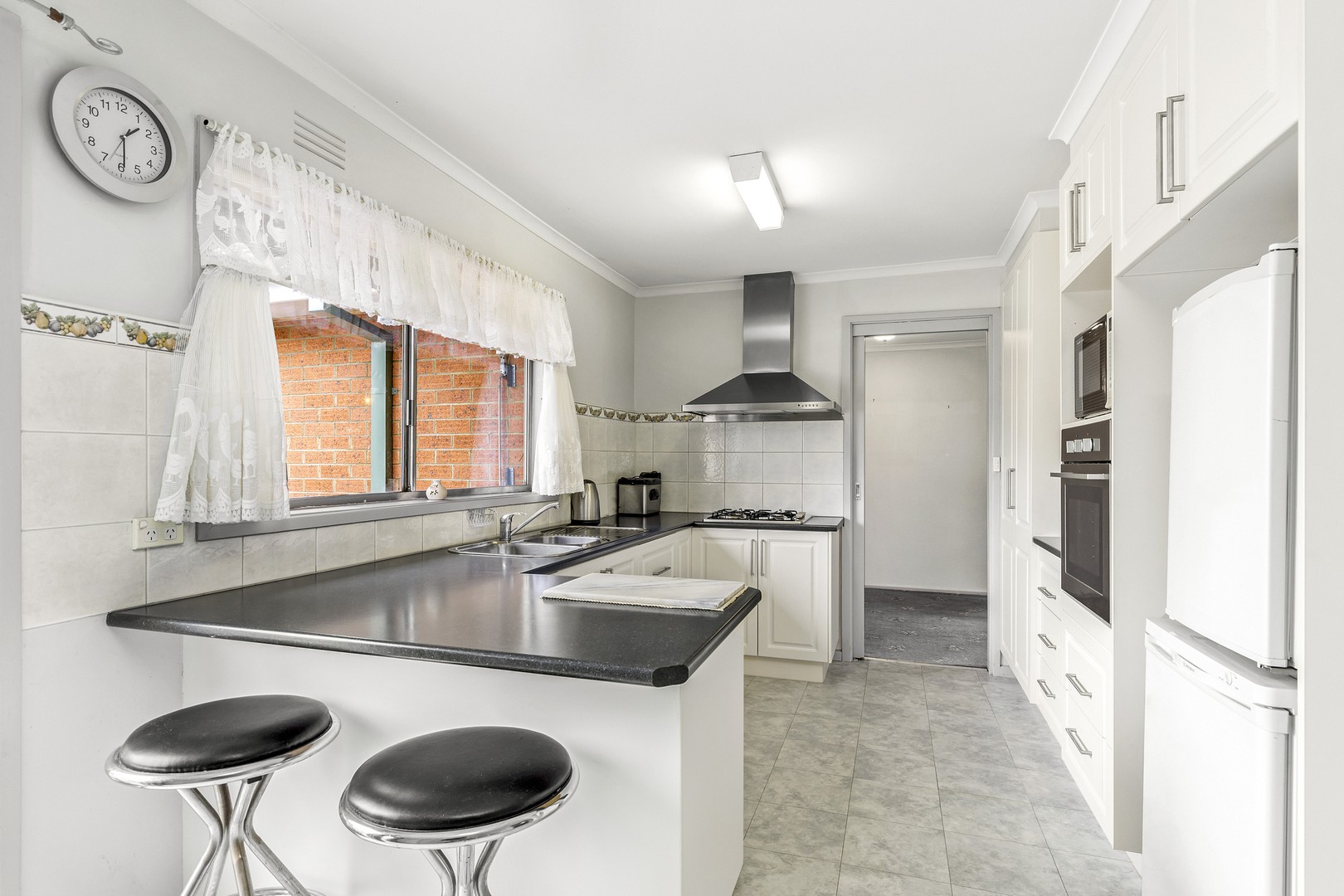 14 Thompson Street, Avondale Heights, VIC 3034 - Thumbnail 1 - 21/01/2022