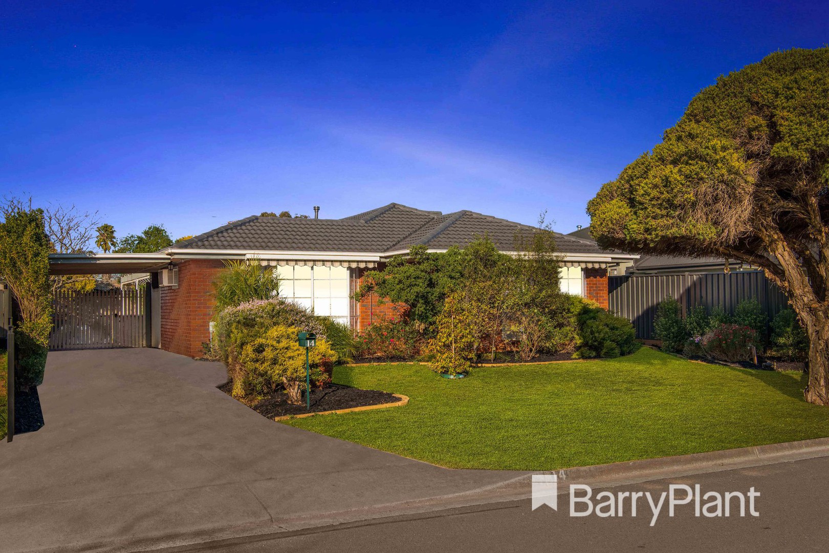14 Thoroughbred Avenue, Werribee, VIC 3030, Werribee - Thumbnail 6