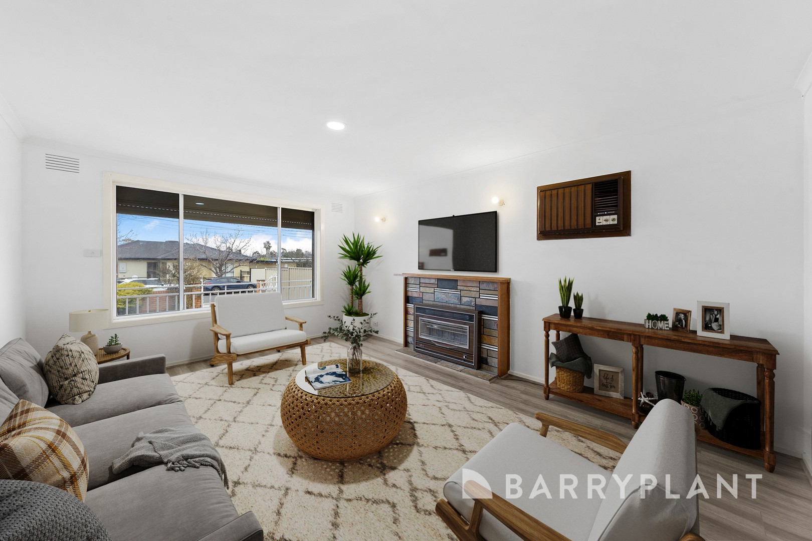14 Throsby Crescent, Deer Park, VIC 3023, Deer Park - Thumbnail 3