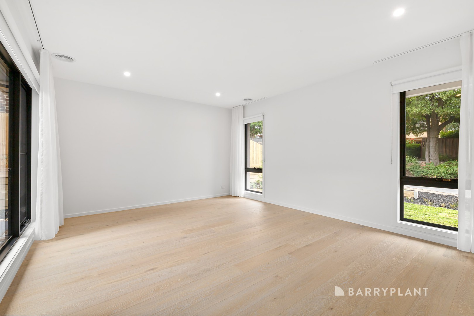 14 Verona Street, Vermont South, VIC 3133, Vermont South - Thumbnail 4