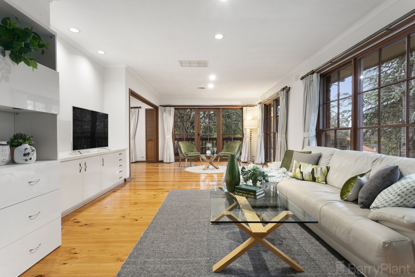 14 Walhalla Drive, Ringwood East, VIC 3135, Ringwood East - Thumbnail 2