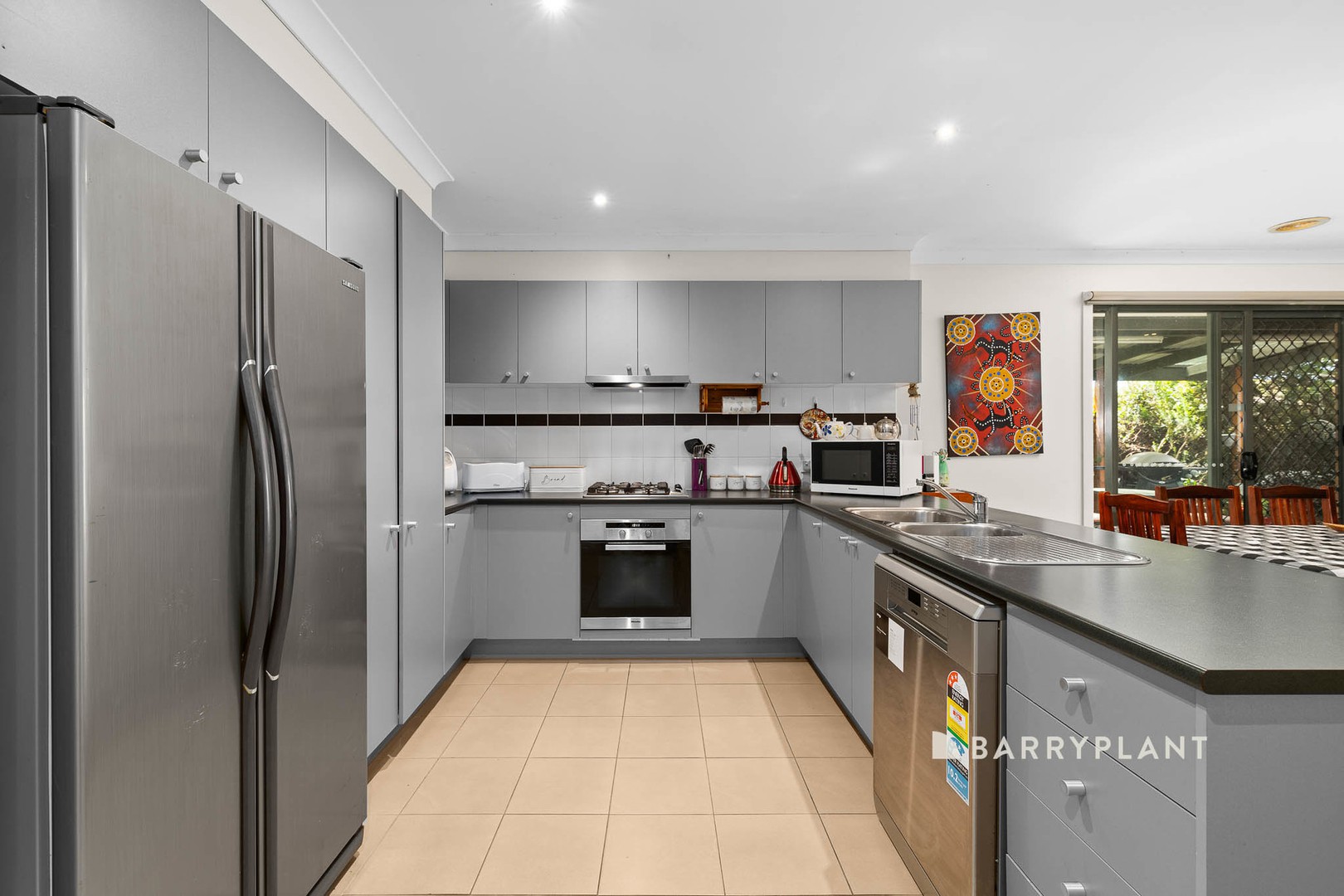 14 Walnut Way, Pakenham, VIC 3810, Pakenham - Thumbnail 2