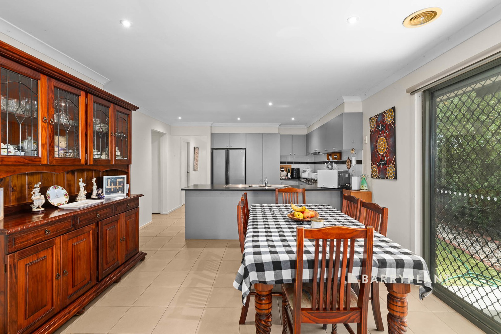 14 Walnut Way, Pakenham, VIC 3810, Pakenham - Thumbnail 3