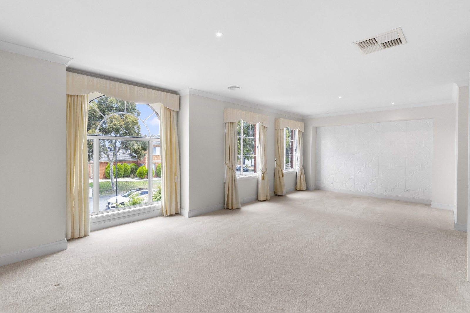 14 Waterlily Way, Keysborough, VIC 3173, Keysborough - Thumbnail 2