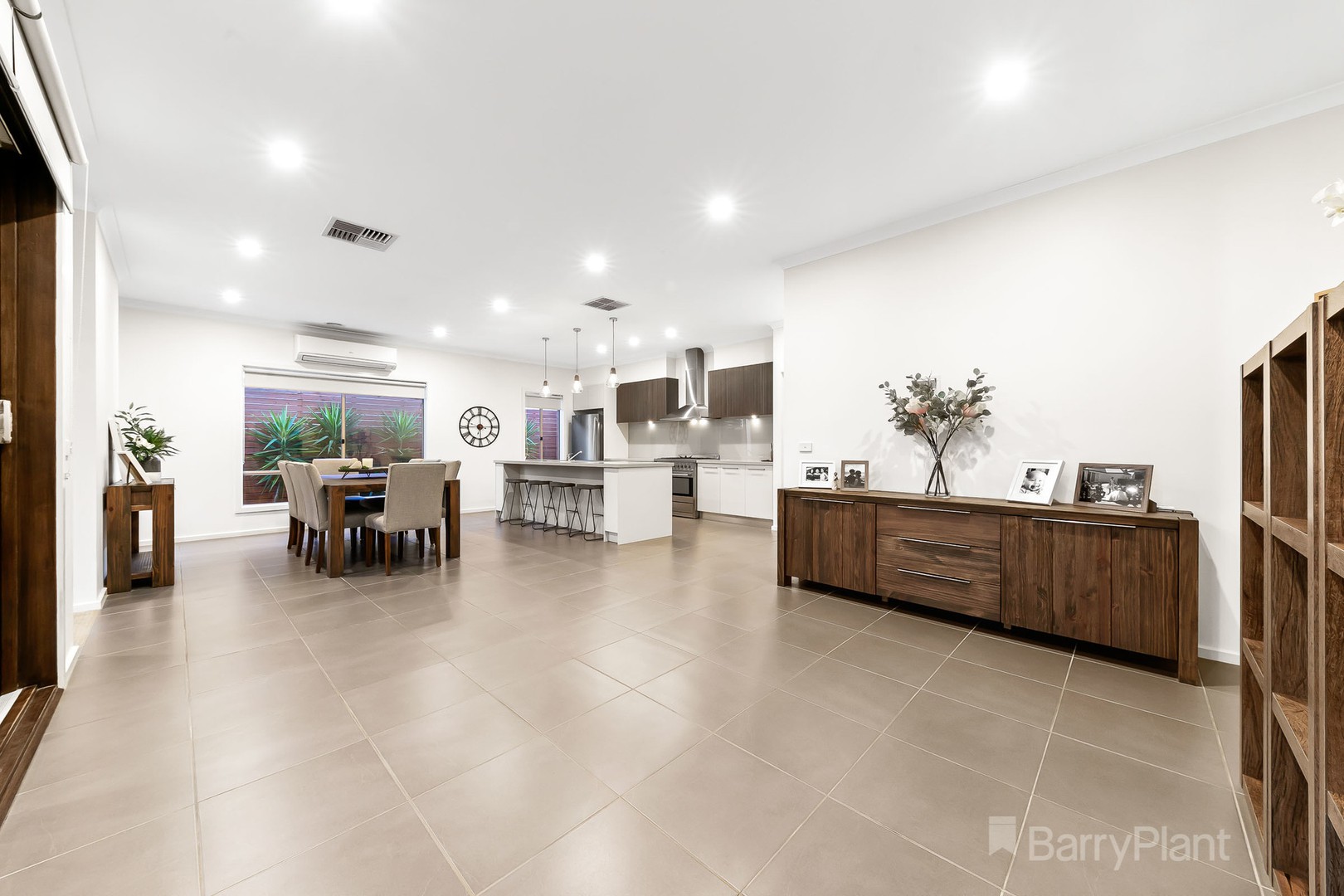 14 Waterside Drive, Pakenham, VIC 3810, Pakenham - Thumbnail 5