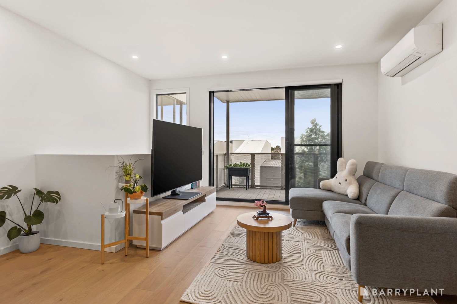 14 Wattlebird Court, Sunshine North, VIC 3020 - Thumbnail 2 - 11/08/2026