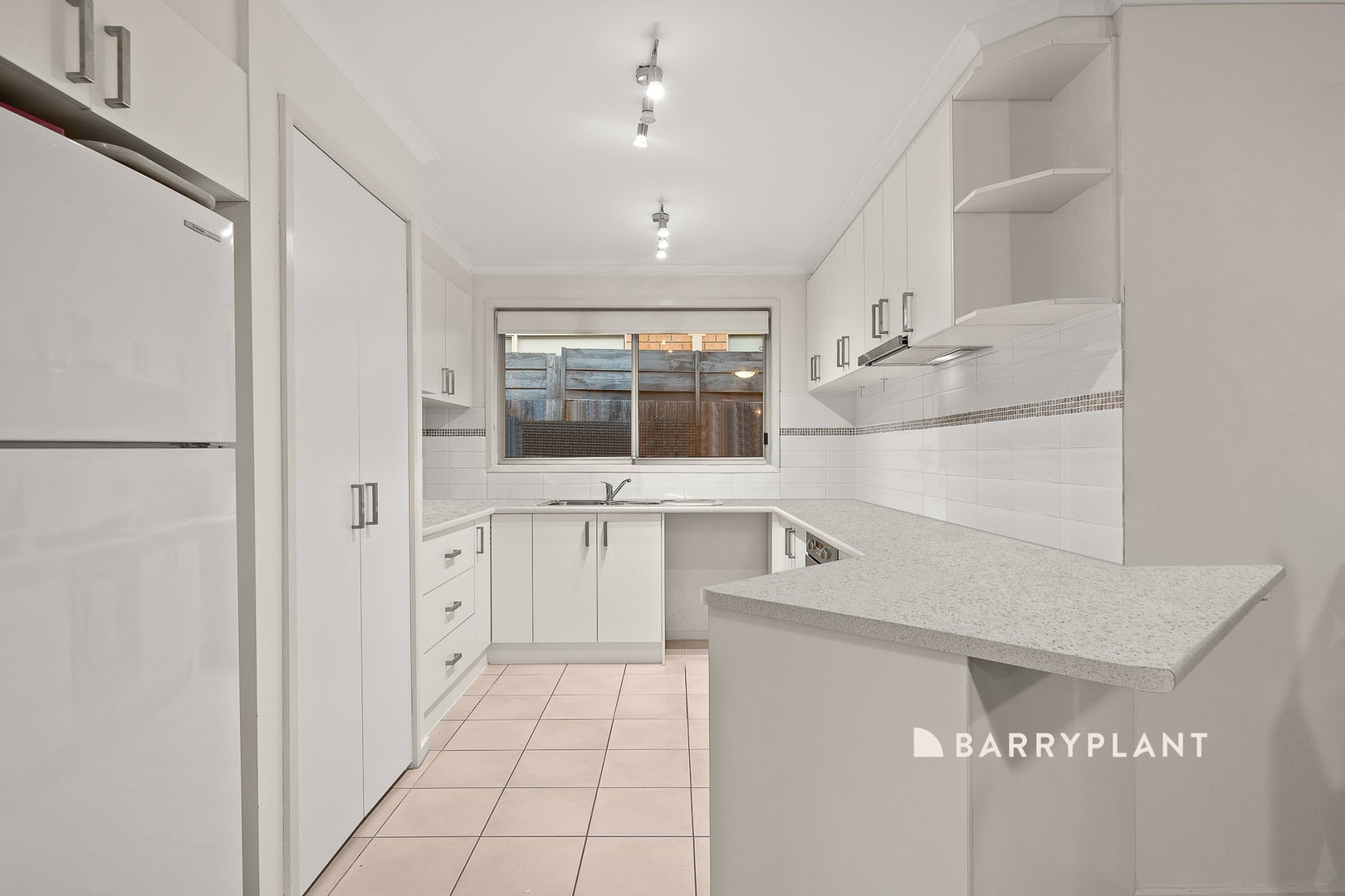 14 Weerona Way, Mornington, VIC 3931, Mornington - Thumbnail 4