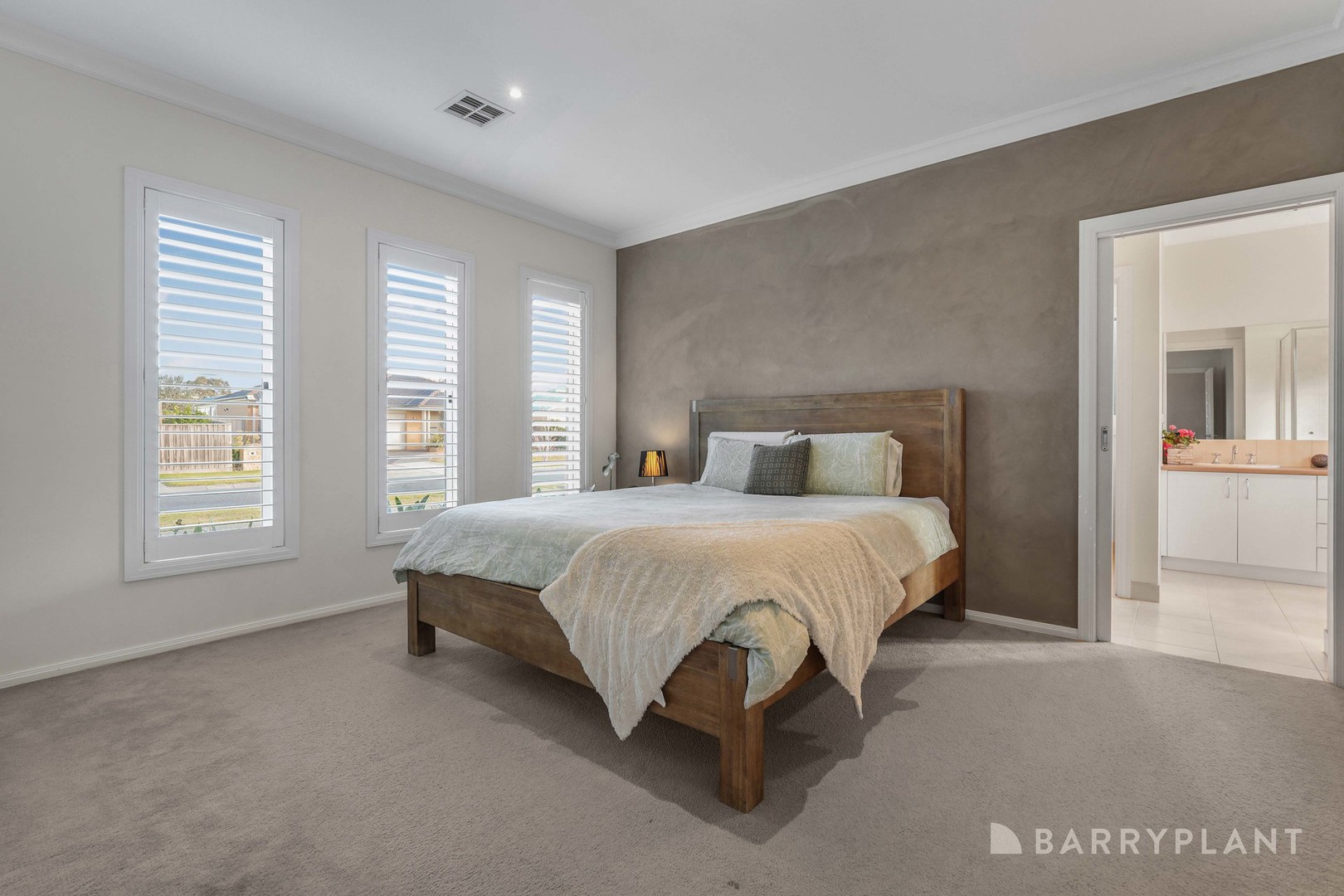 14 Whiteley Way, Pakenham, VIC 3810, Pakenham - Thumbnail 5