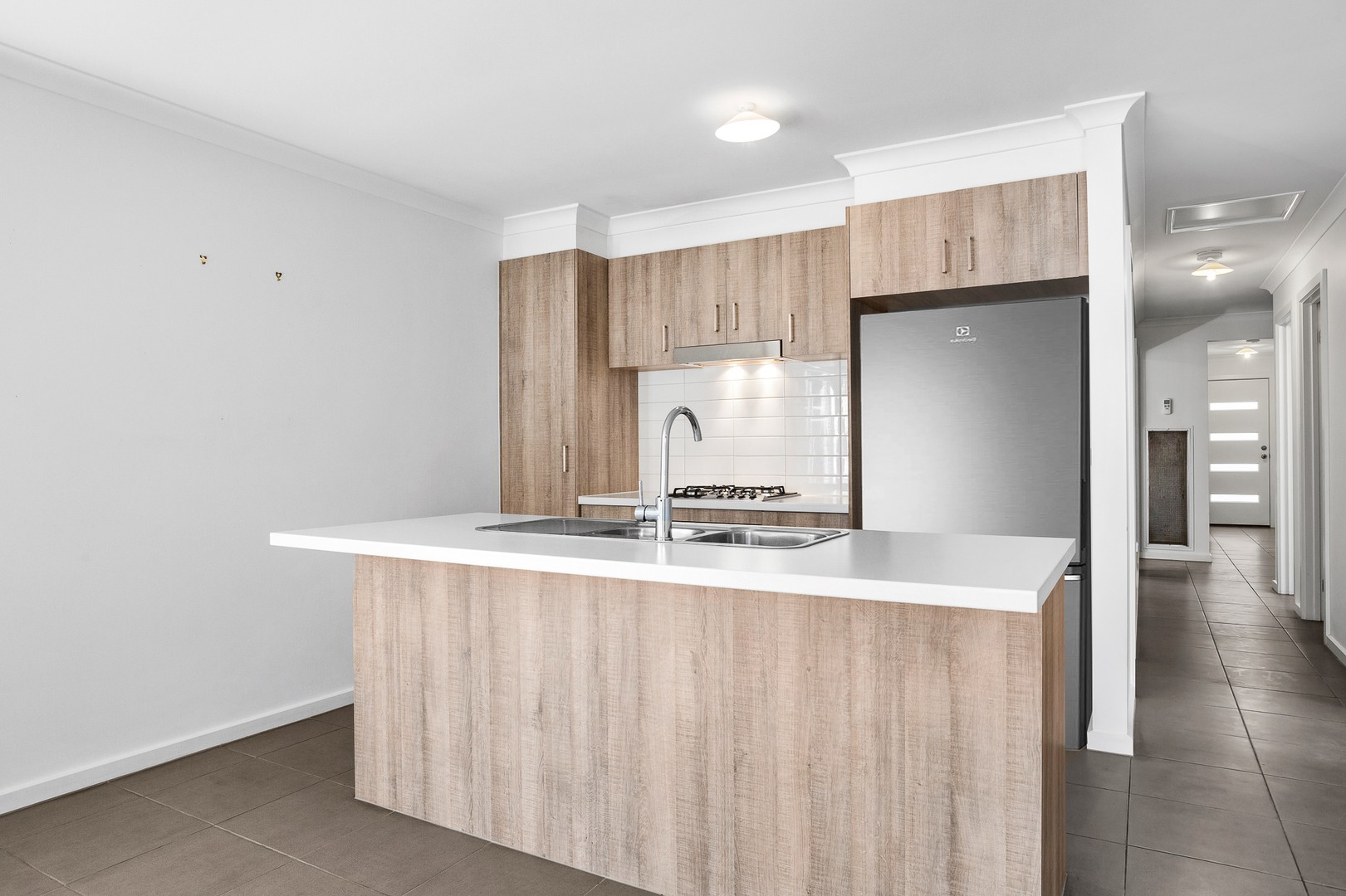 14 Wicybush Street, Doreen, VIC 3754 - Thumbnail 2 - 07/03/2022