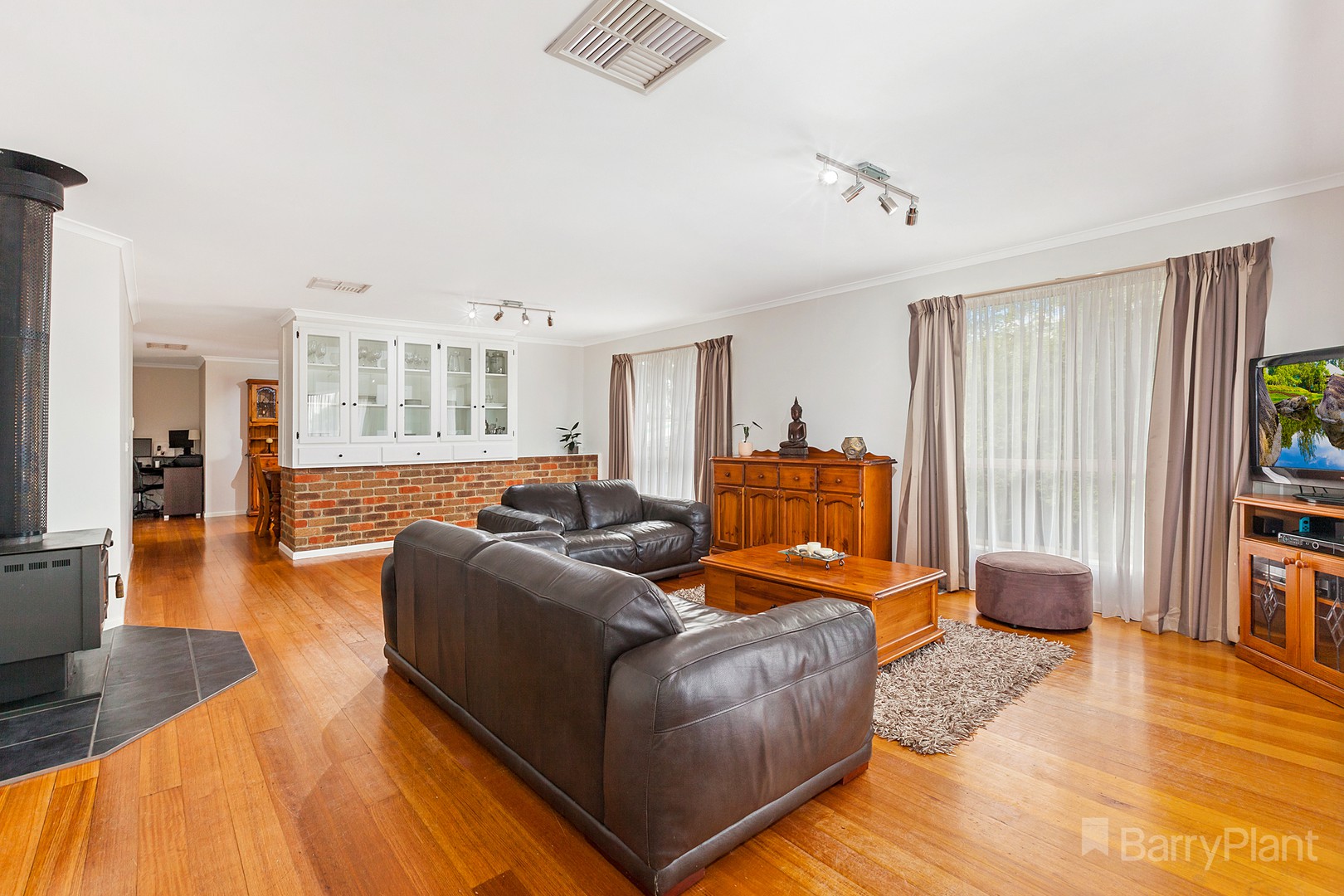14 Wiggins Place, Wallan, VIC 3756, Wallan - Thumbnail 2