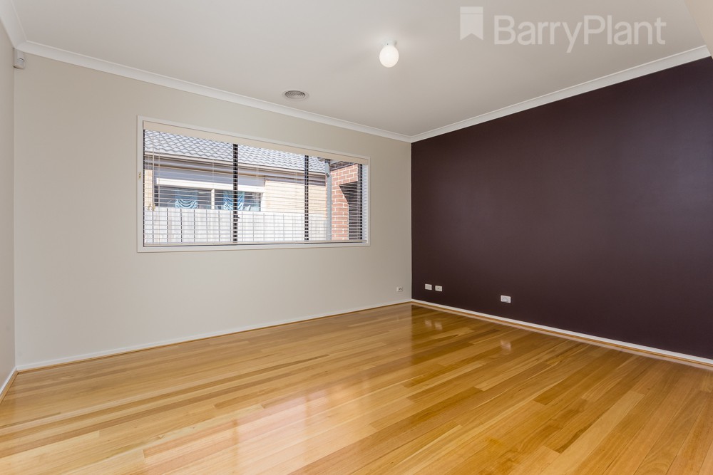 14 Wildcherry Place, Point Cook, VIC 3030, Point Cook - Thumbnail 3