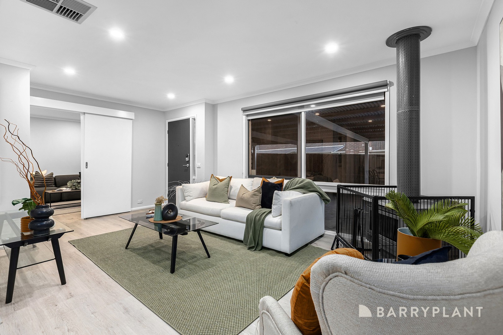 14 Wimborne Court, Bayswater North, VIC 3153 - Thumbnail 2 - 01/05/2025