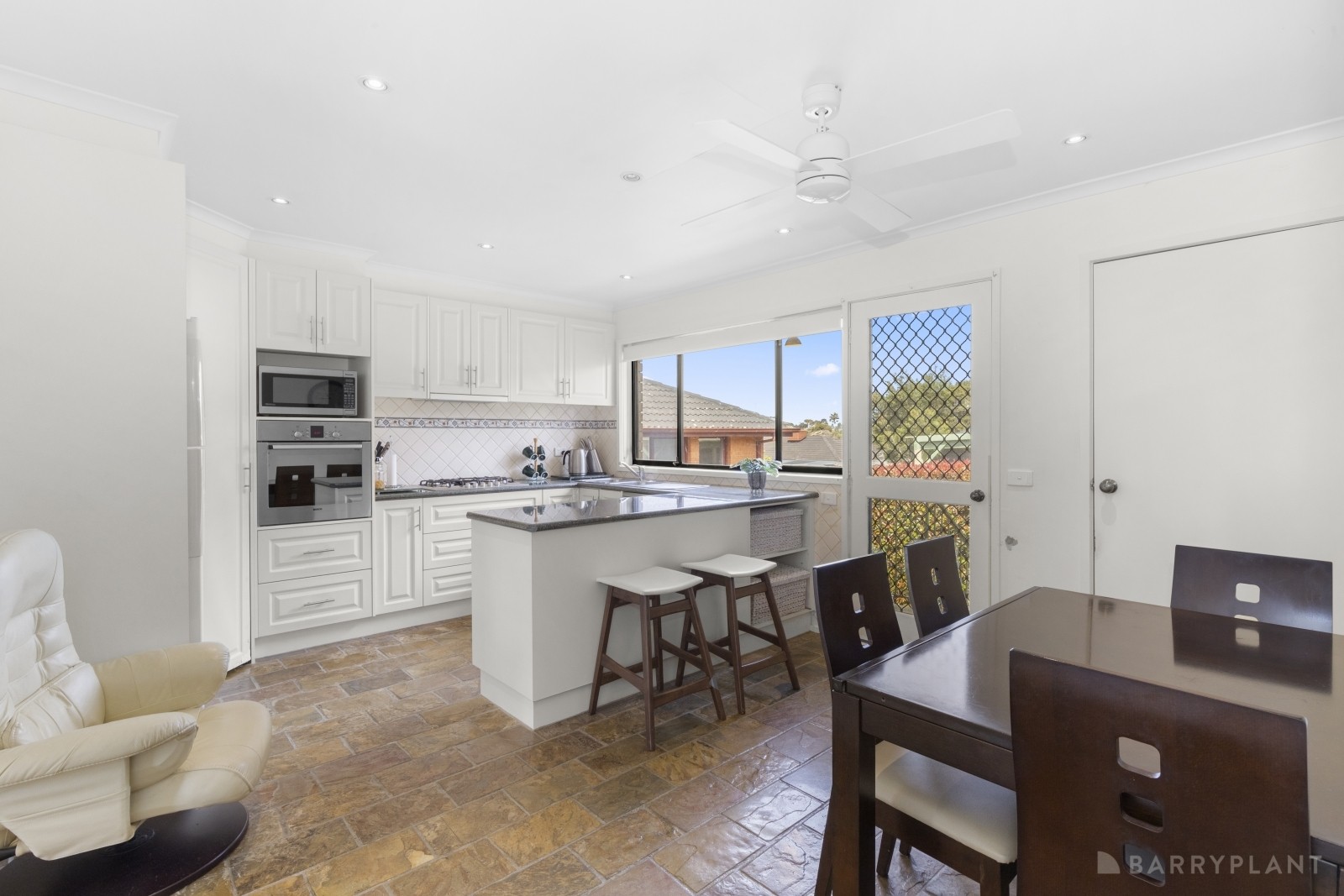 14 Wren Drive, Noble Park North, VIC 3174, Noble Park North - Thumbnail 4
