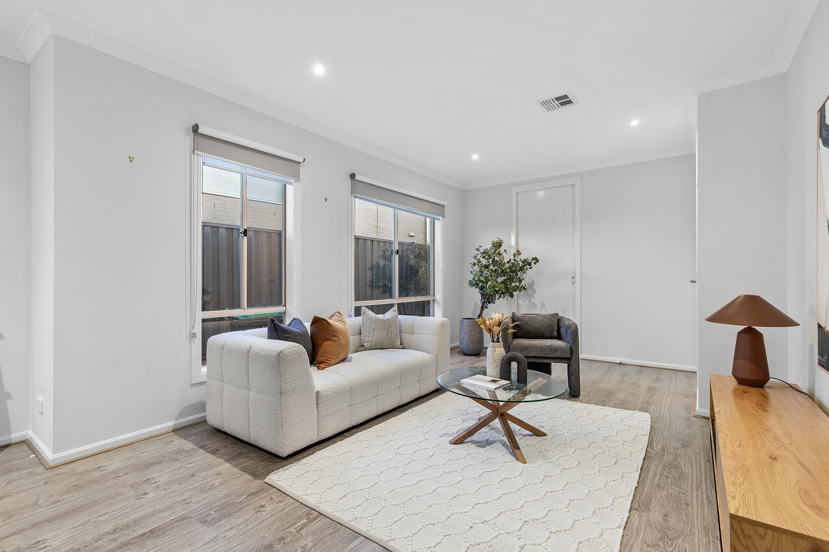 14 Zenith Court, Fraser Rise, VIC 3336, Fraser Rise - Thumbnail 3
