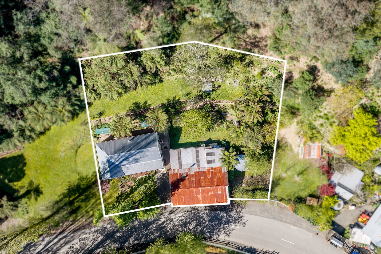 140 Main Road, Walhalla, VIC 3825 - Thumbnail 2 - 30/10/2026