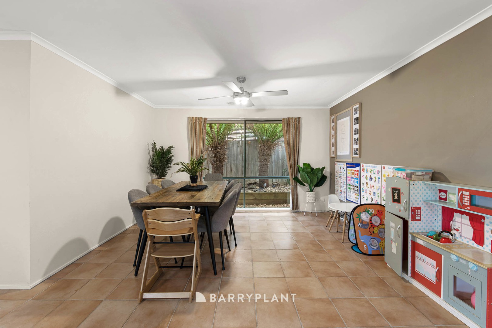 140 Maramba Drive, Narre Warren, VIC 3805, Narre Warren - Thumbnail 3