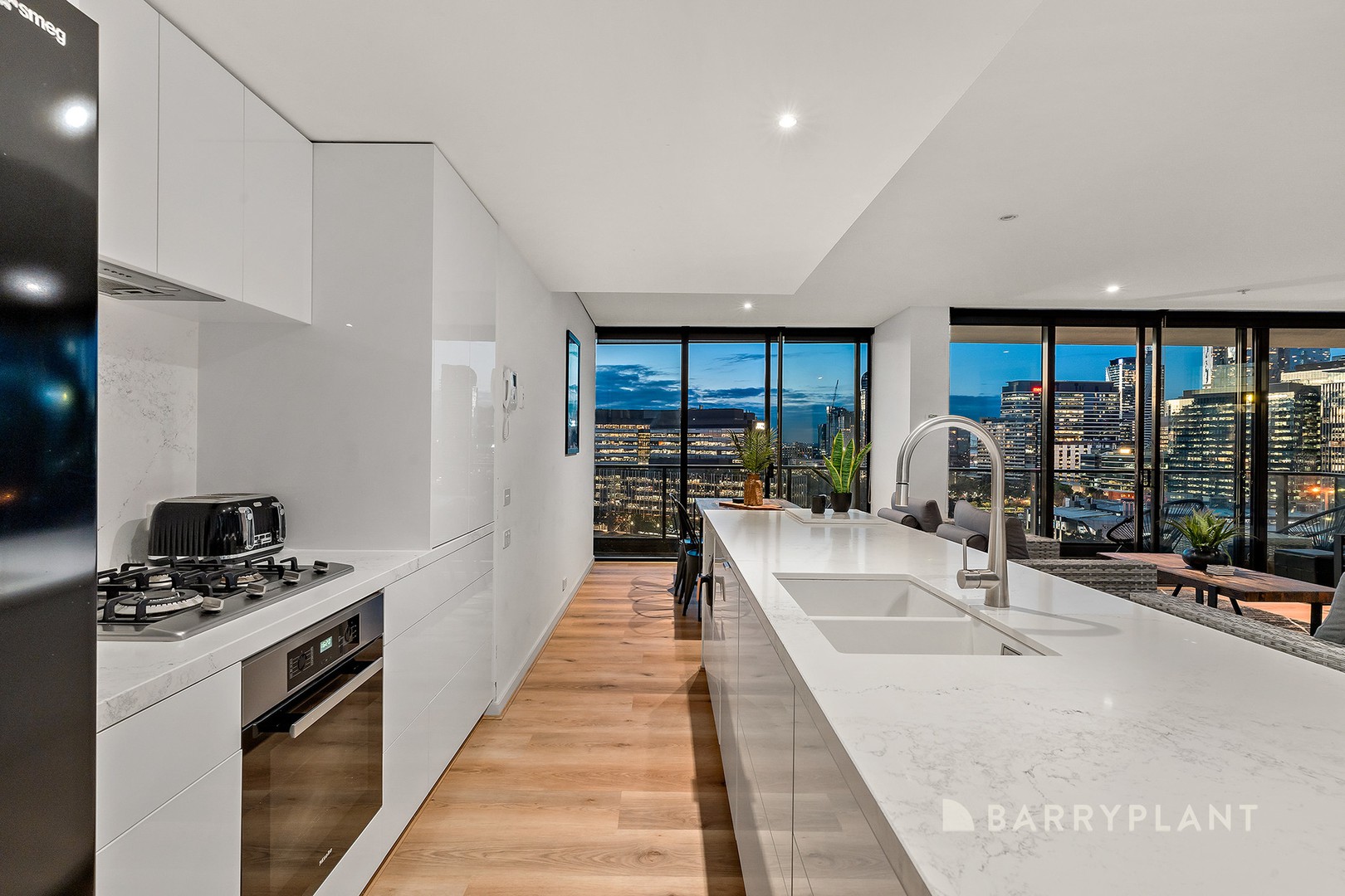 1401/60 Lorimer Street, Docklands, VIC 3008, Docklands - Thumbnail 4