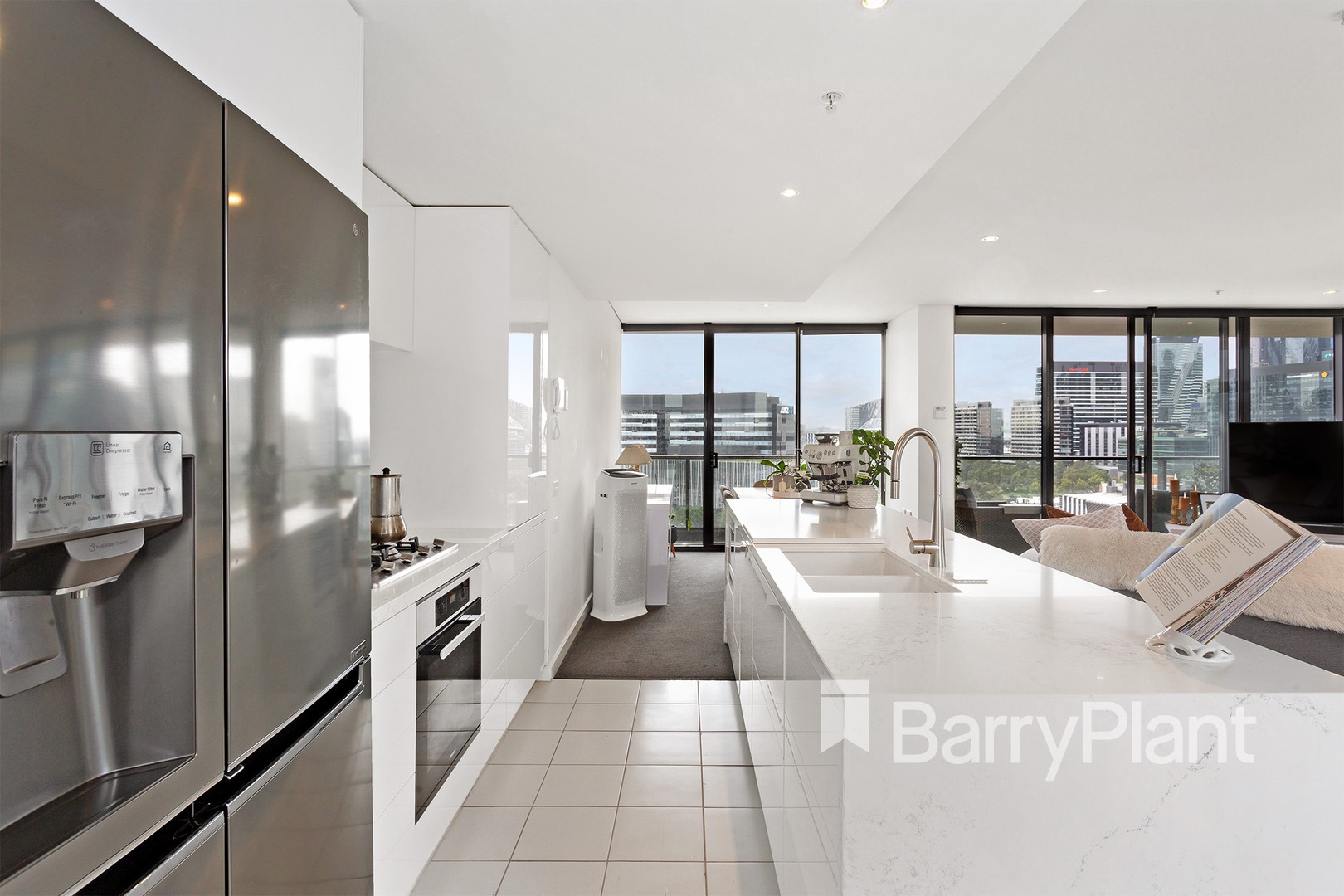 1401/60 Lorimer Street, Docklands, VIC 3008, Docklands - Thumbnail 2