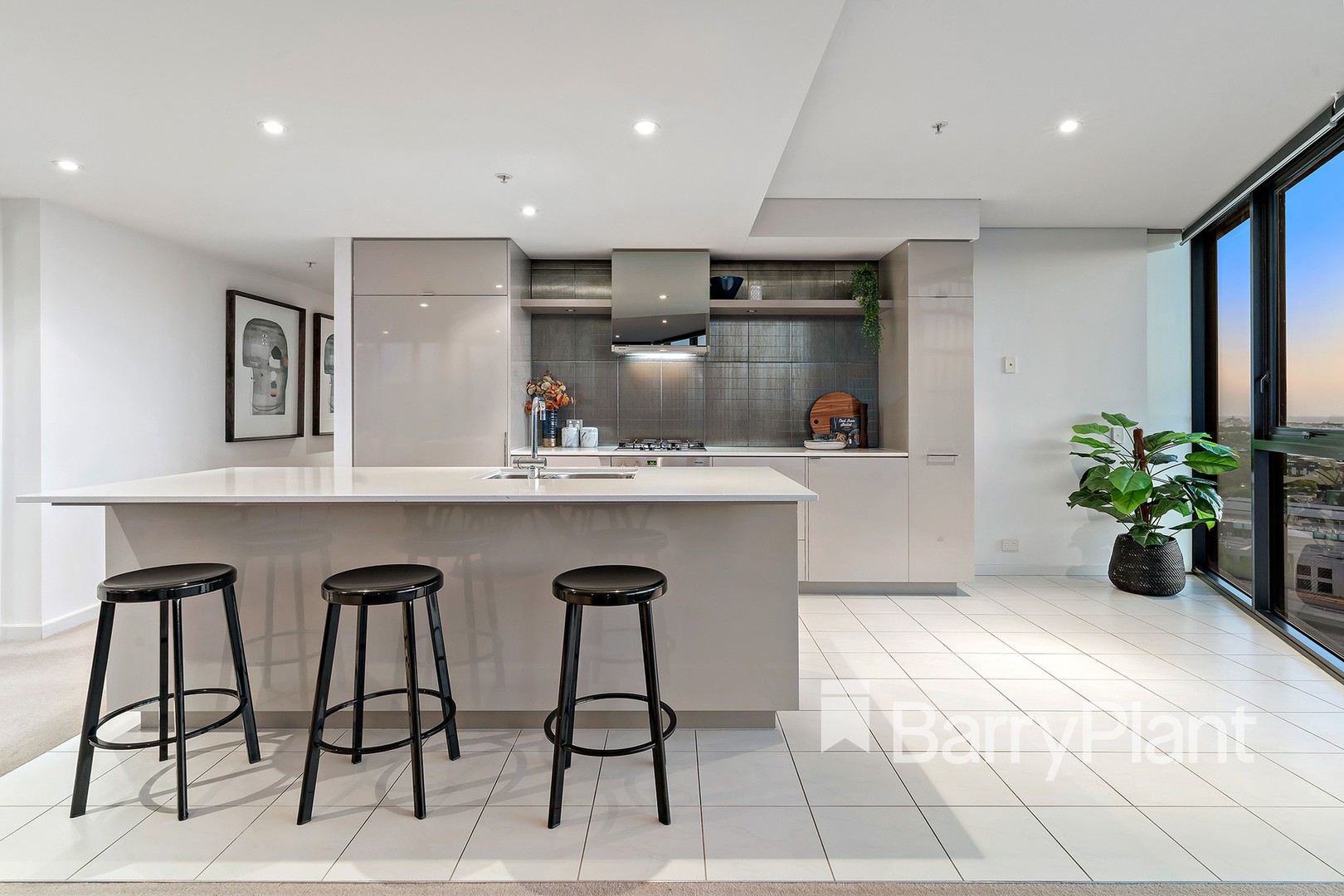 1401/90 Lorimer Street, Docklands, VIC 3008, Docklands - Thumbnail 4