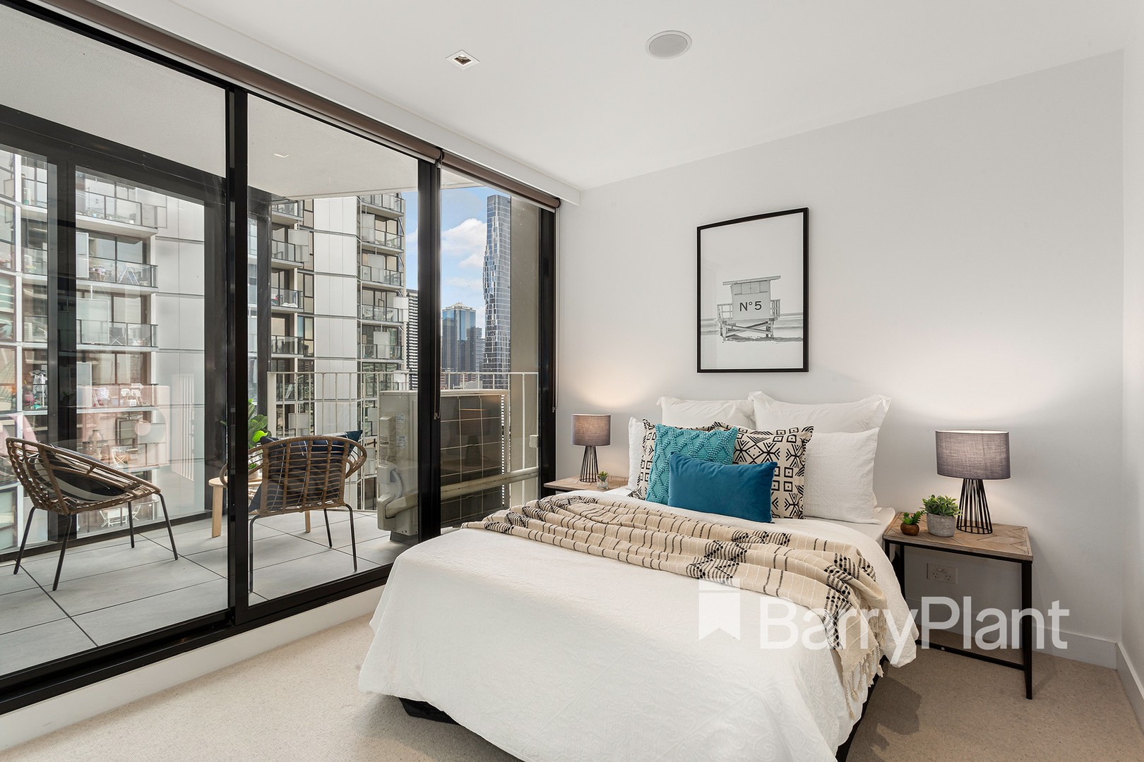 1403/677 La Trobe Street, Docklands, VIC 3008, Docklands - Thumbnail 4