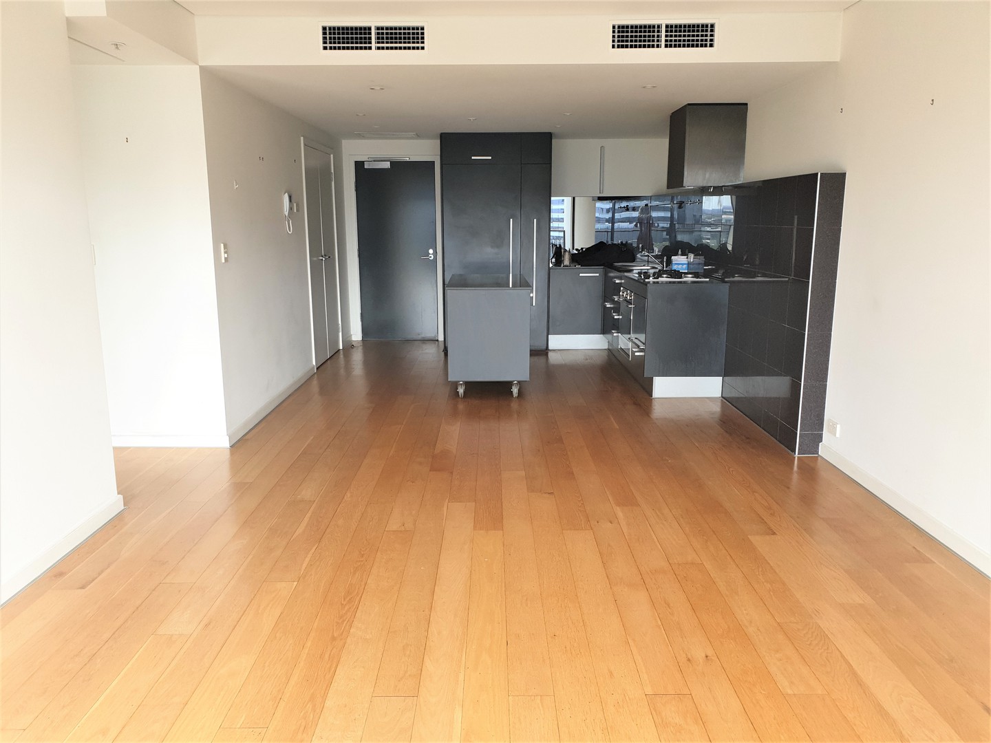 1404/60 Lorimer Street, Docklands, VIC 3008, Docklands - Thumbnail 3