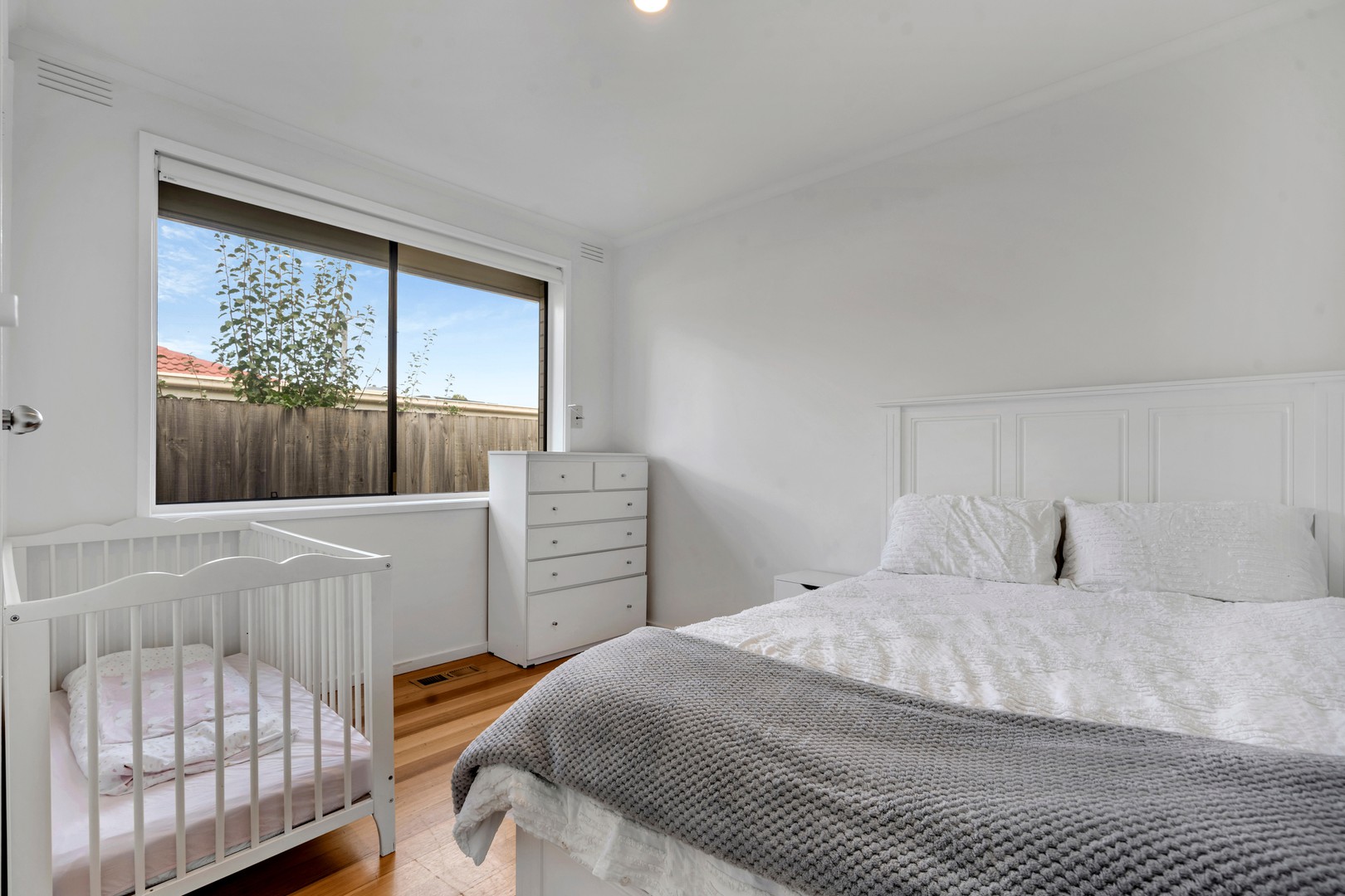 141 Carrick Drive, Gladstone Park, VIC 3043, Gladstone Park - Thumbnail 7