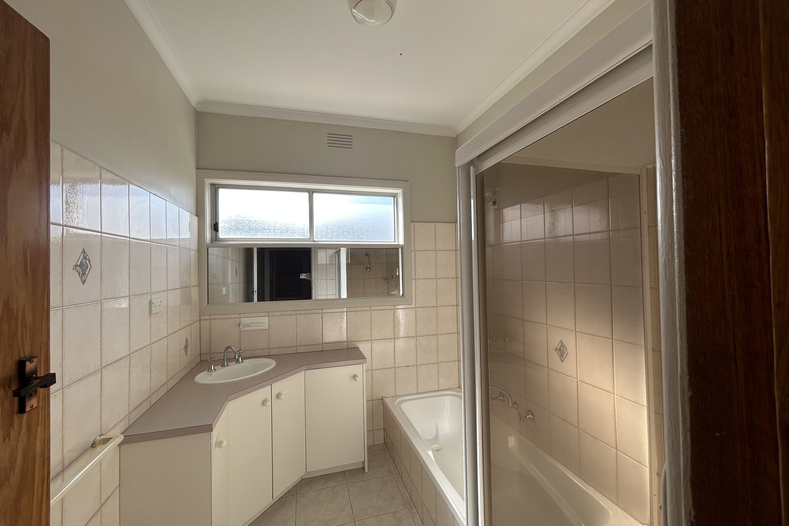 141 Hughes Parade, Reservoir, VIC 3073, Reservoir - Thumbnail 7