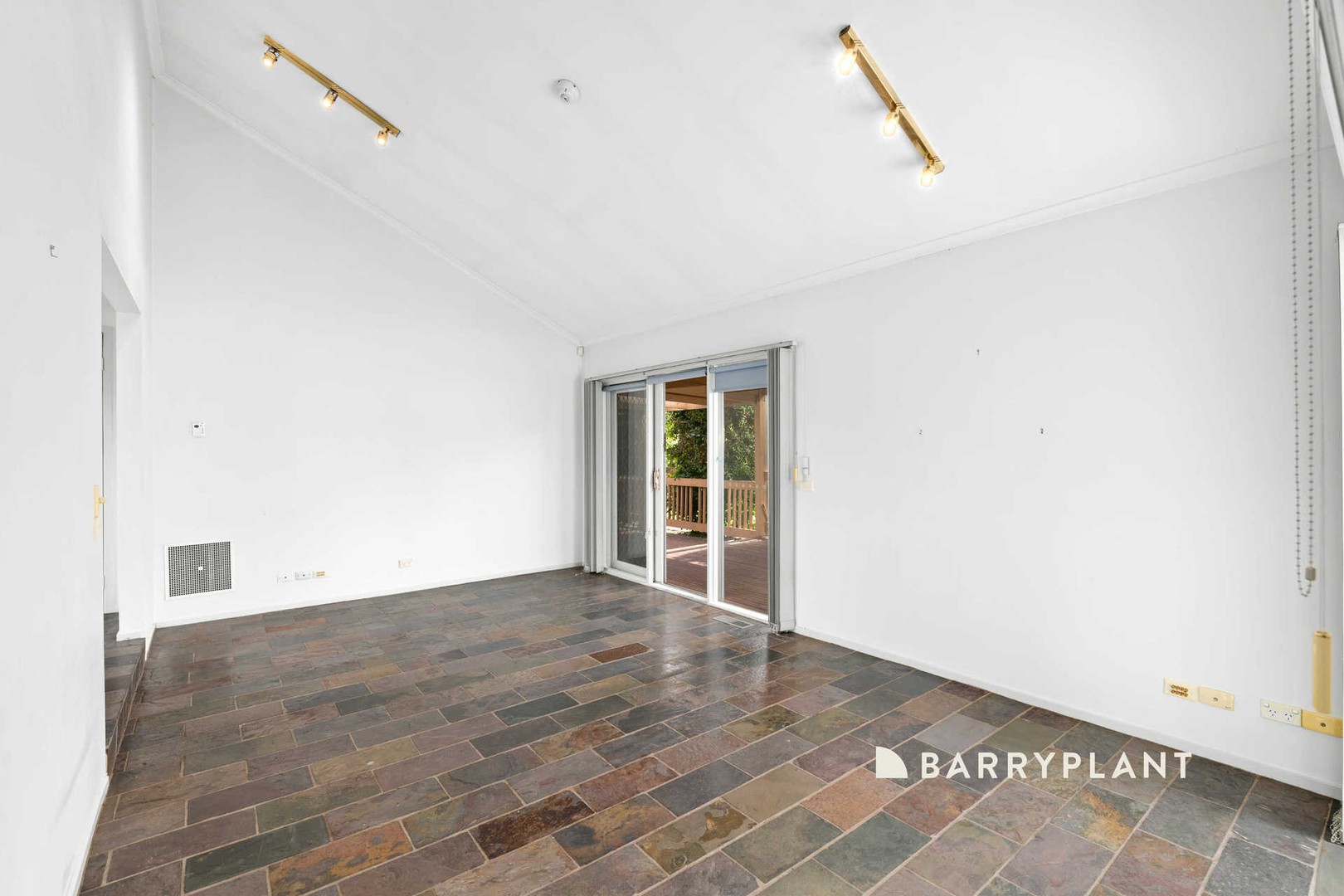141 Maramba Drive, Narre Warren, VIC 3805, Narre Warren - Thumbnail 4